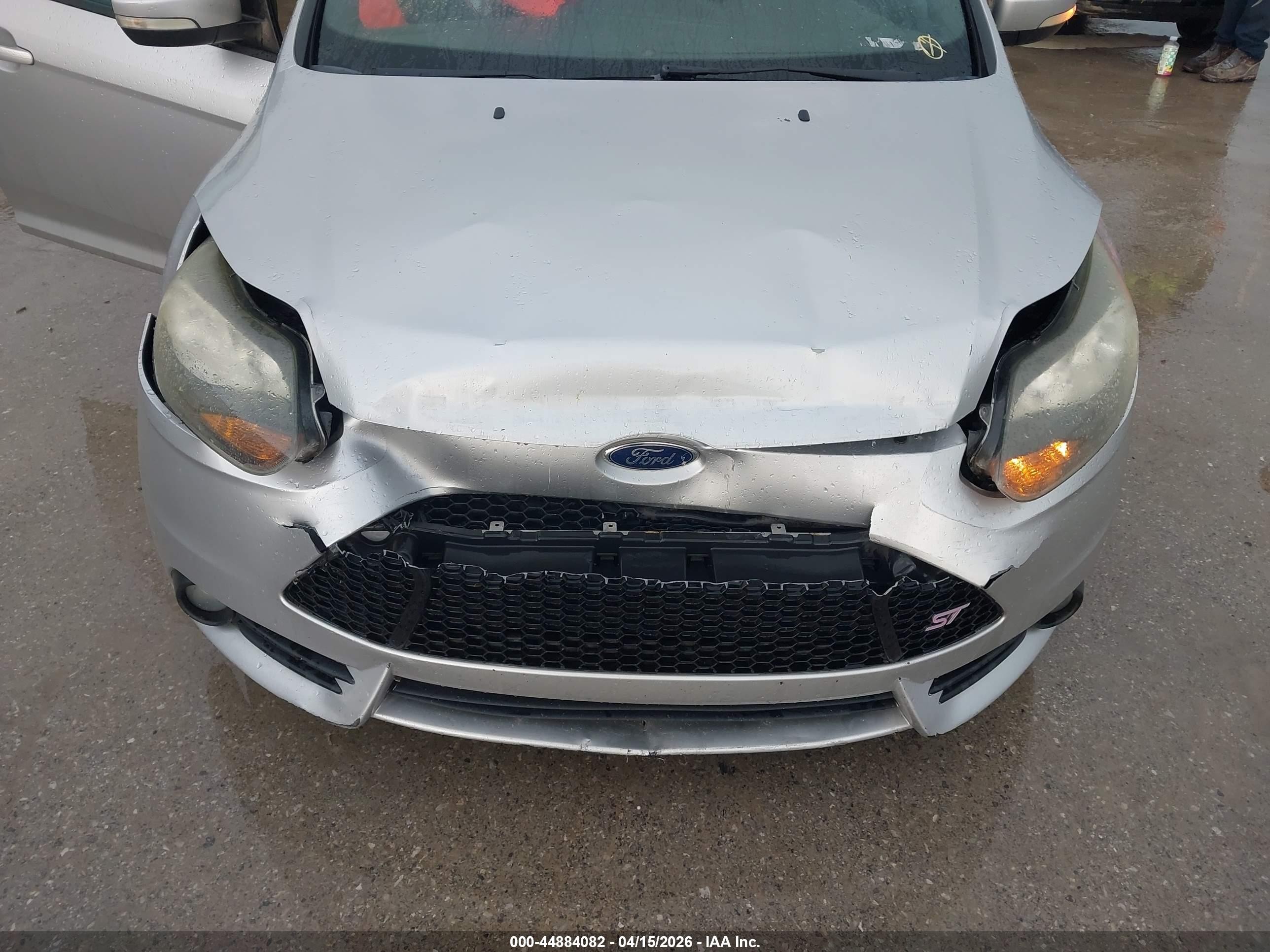 2013 Ford Focus St   Silver vin: 1FADP3L95DL348217
