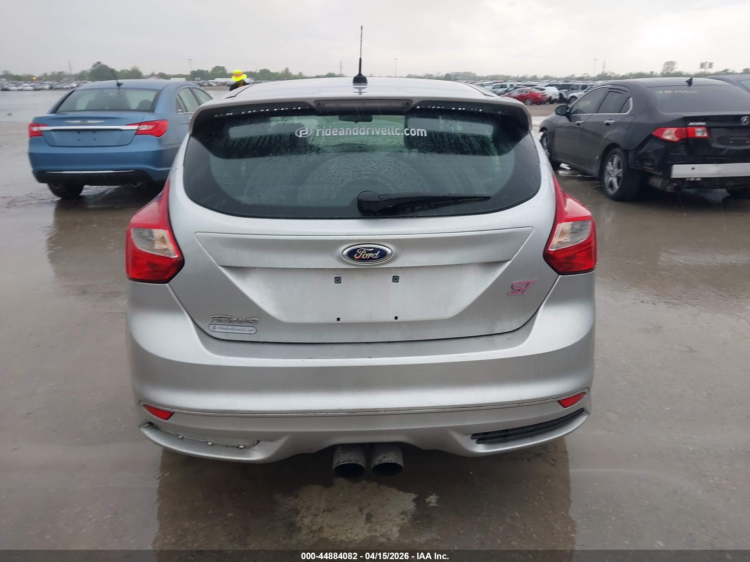 2013 Ford Focus St   Silver vin: 1FADP3L95DL348217