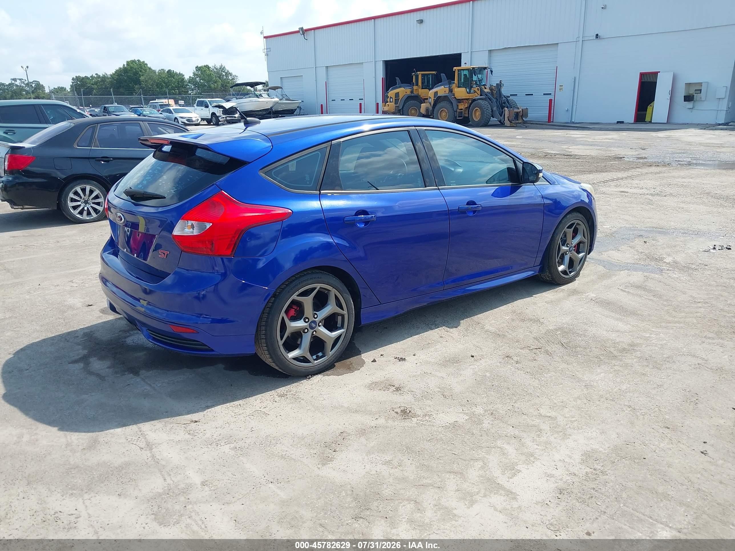 2014 Ford Focus St   Blue vin: 1FADP3L95EL164008