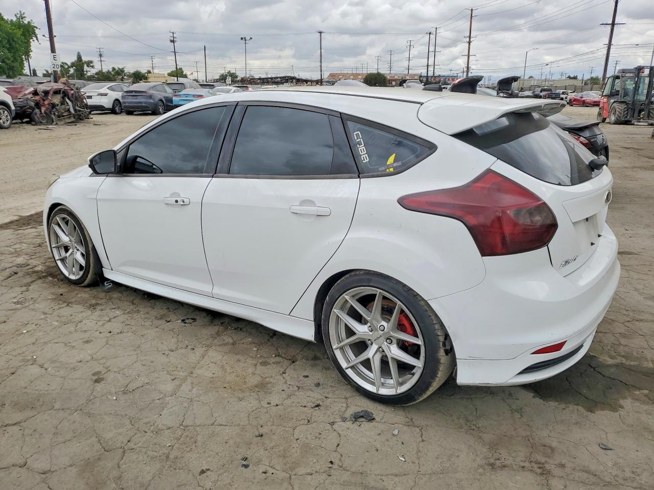 2014 Ford Focus St White vin: 1FADP3L95EL164106