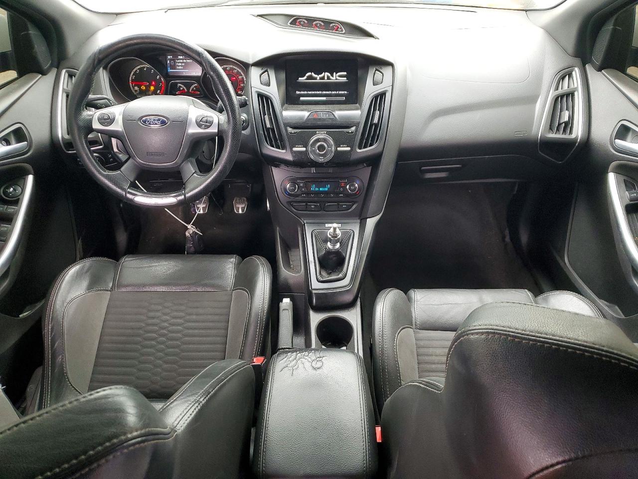 2014 Ford Focus St White vin: 1FADP3L95EL164106