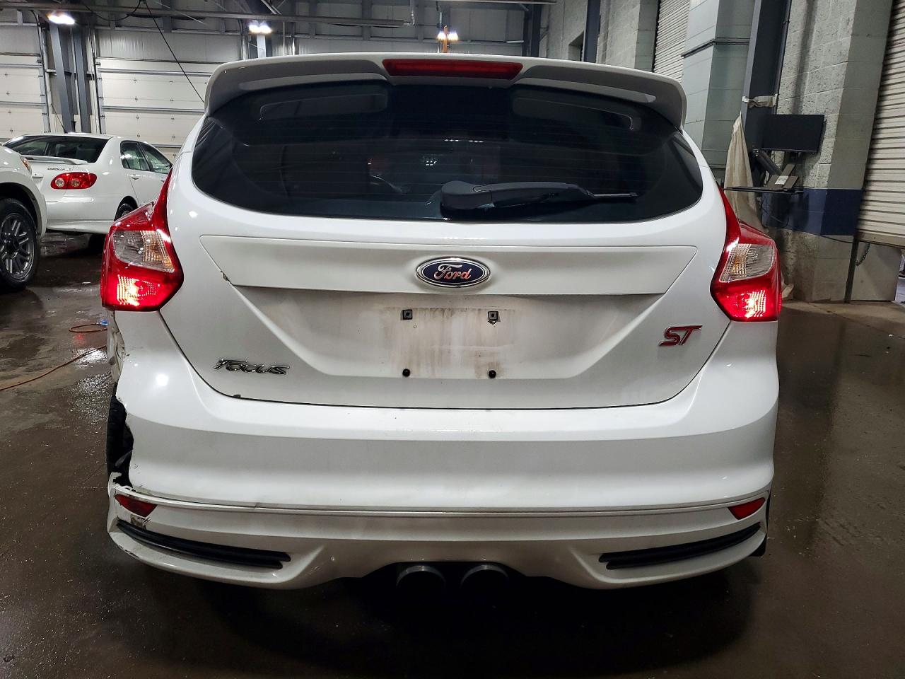 2014 Ford Focus St White vin: 1FADP3L95EL237295
