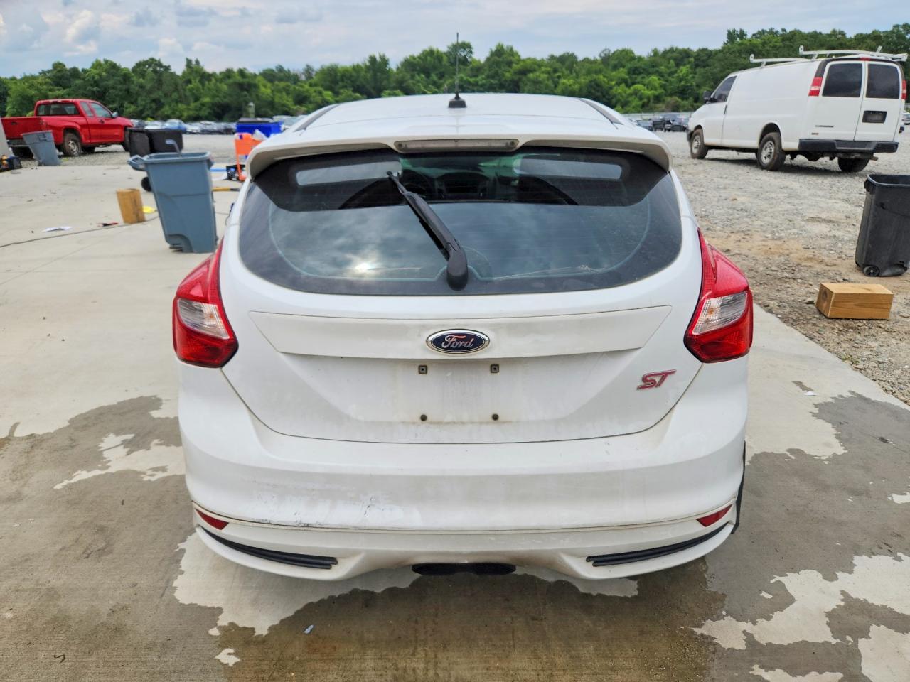 2014 Ford Focus St White vin: 1FADP3L95EL268479