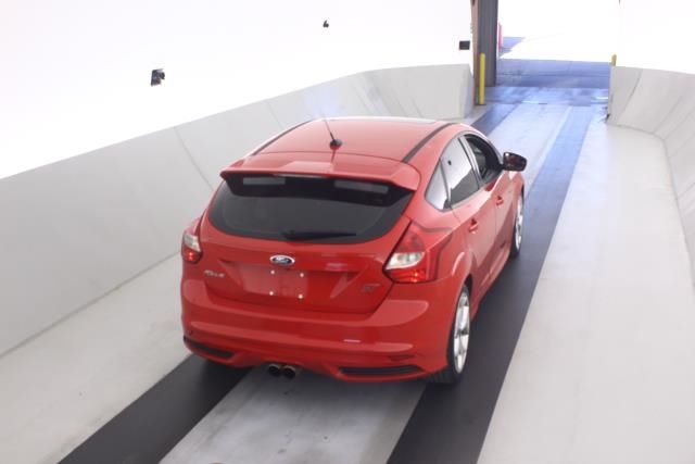 2014 Ford Focus St Red vin: 1FADP3L95EL395927