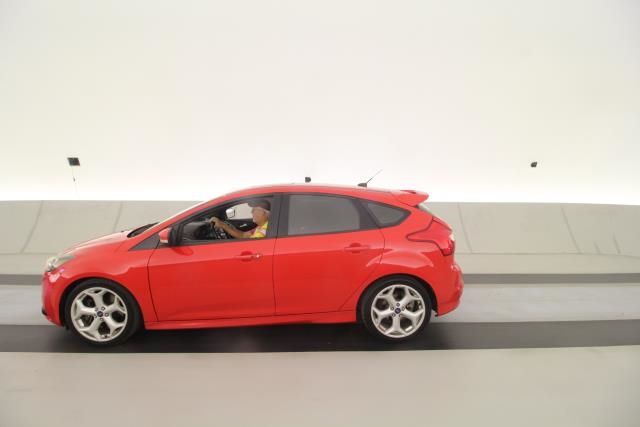 2014 Ford Focus St Red vin: 1FADP3L95EL395927