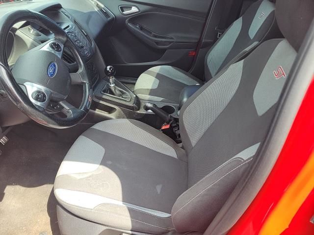 2014 Ford Focus St Red vin: 1FADP3L95EL395927