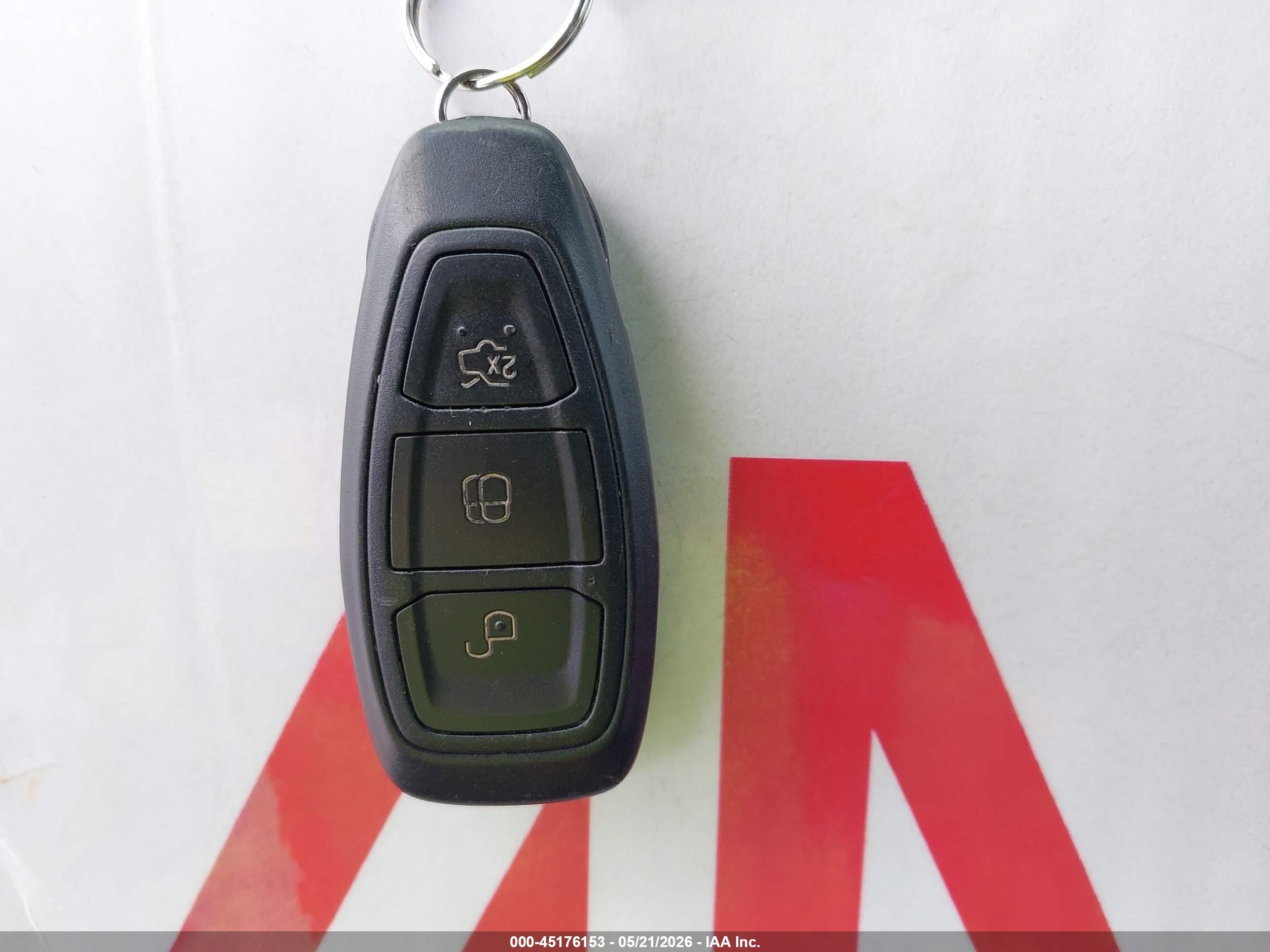 2014 Ford Focus St   White vin: 1FADP3L96EL311050