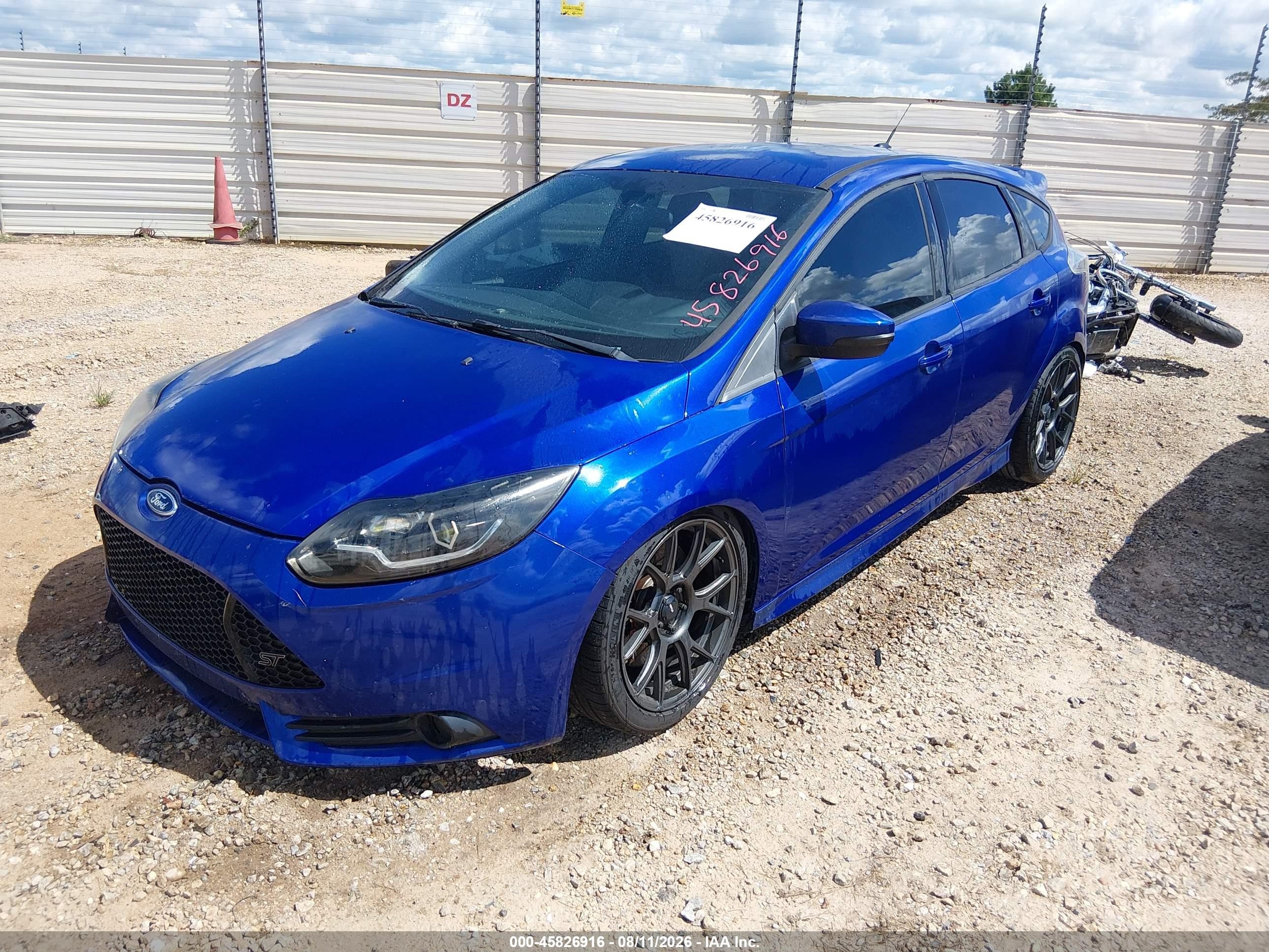 2014 Ford Focus St   Blue vin: 1FADP3L96EL427204