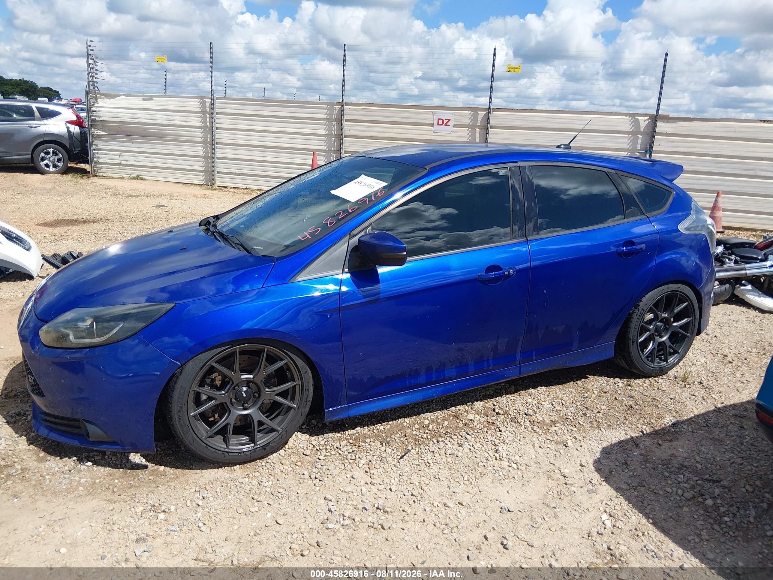 2014 Ford Focus St   Blue vin: 1FADP3L96EL427204