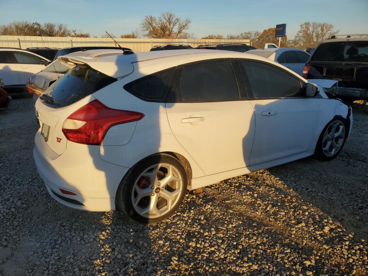 2014 Ford Focus St White vin: 1FADP3L96EL463149