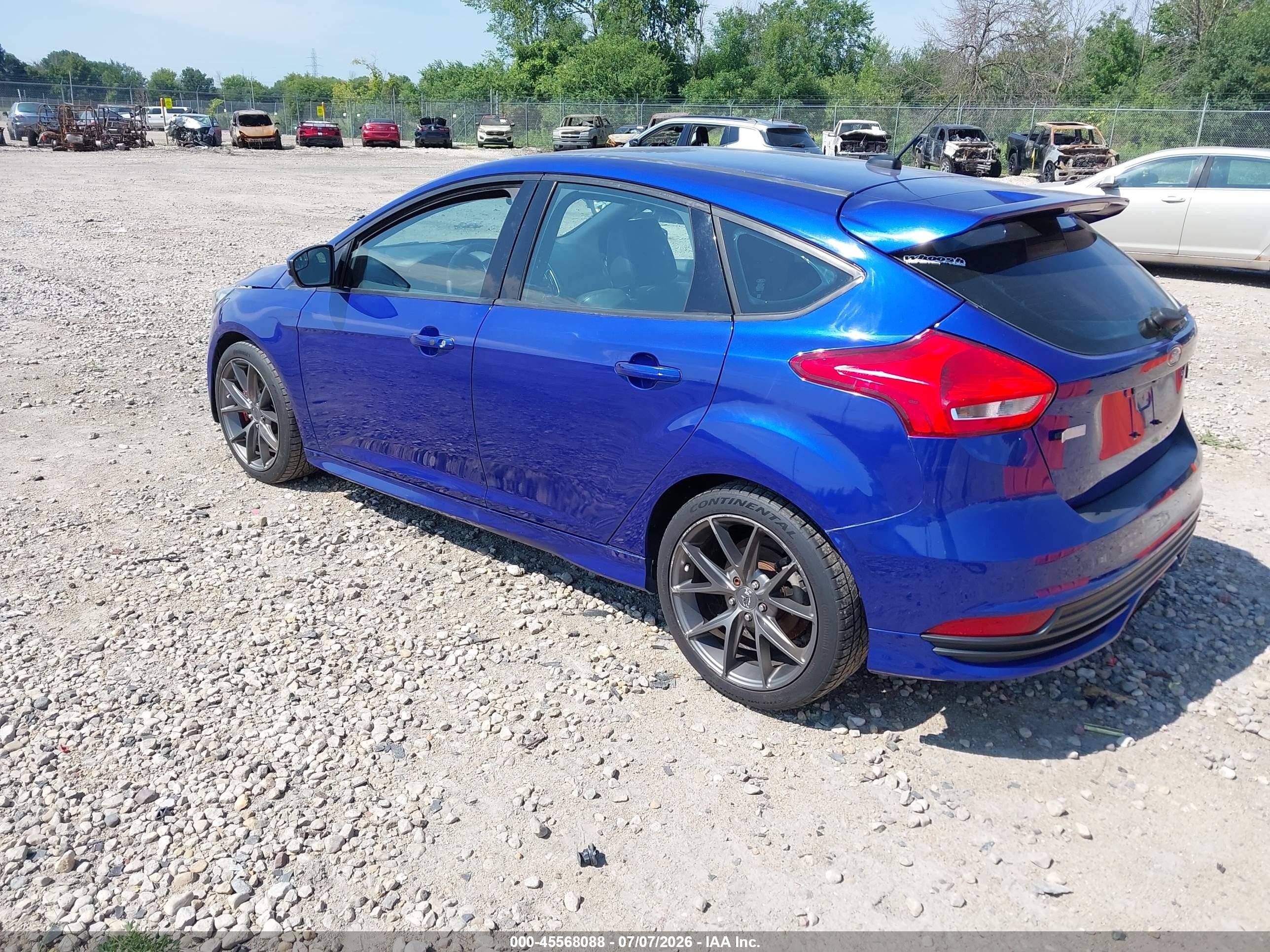 2015 Ford Focus St   Blue vin: 1FADP3L96FL229000