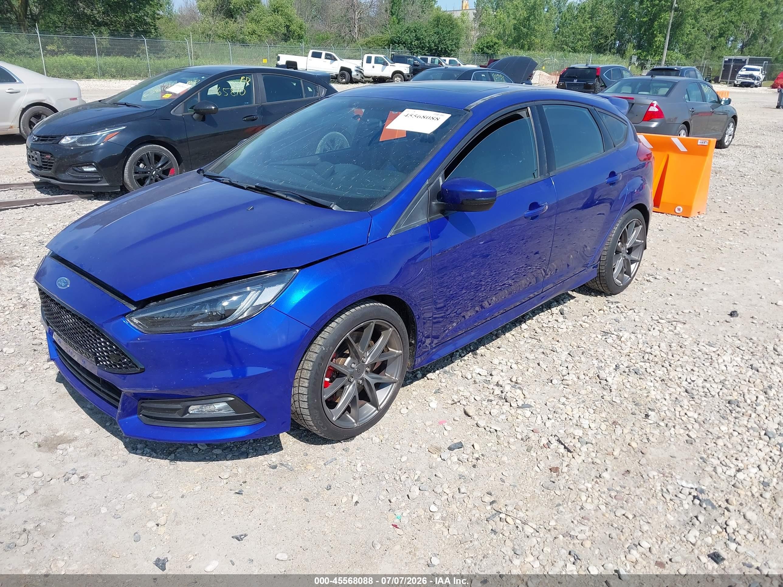 2015 Ford Focus St   Blue vin: 1FADP3L96FL229000