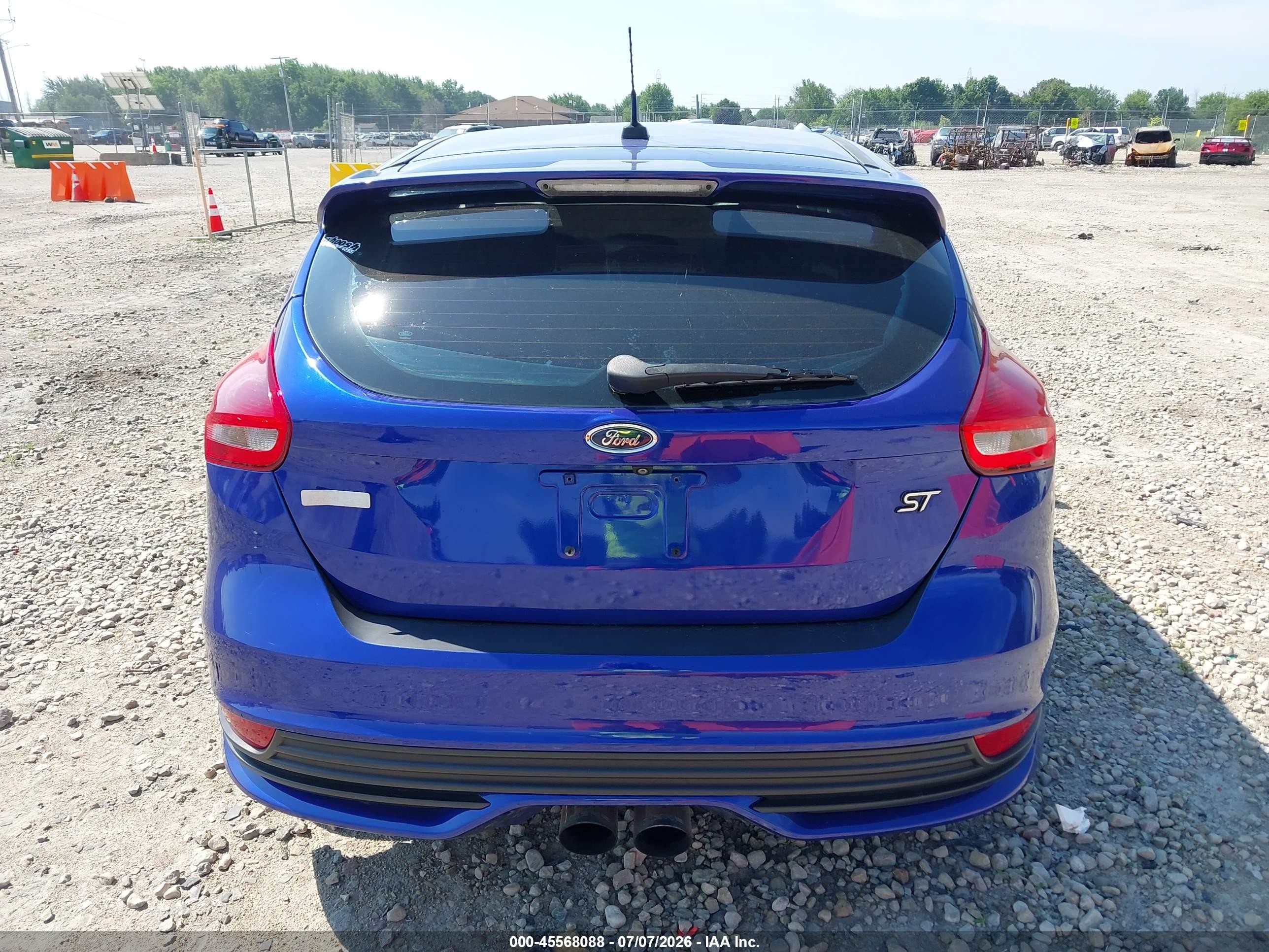2015 Ford Focus St   Blue vin: 1FADP3L96FL229000