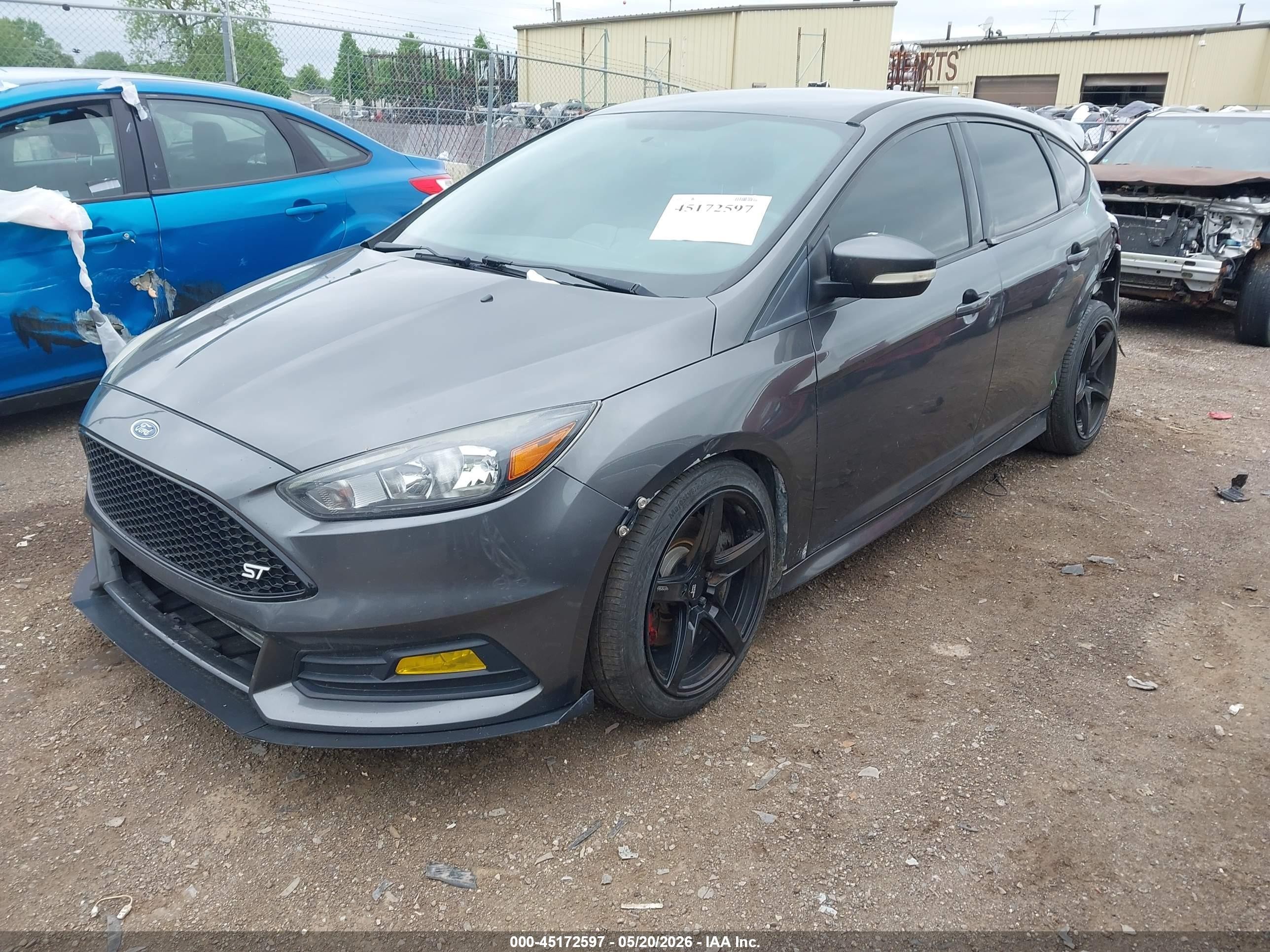 2015 Ford Focus St   Gray vin: 1FADP3L96FL387255