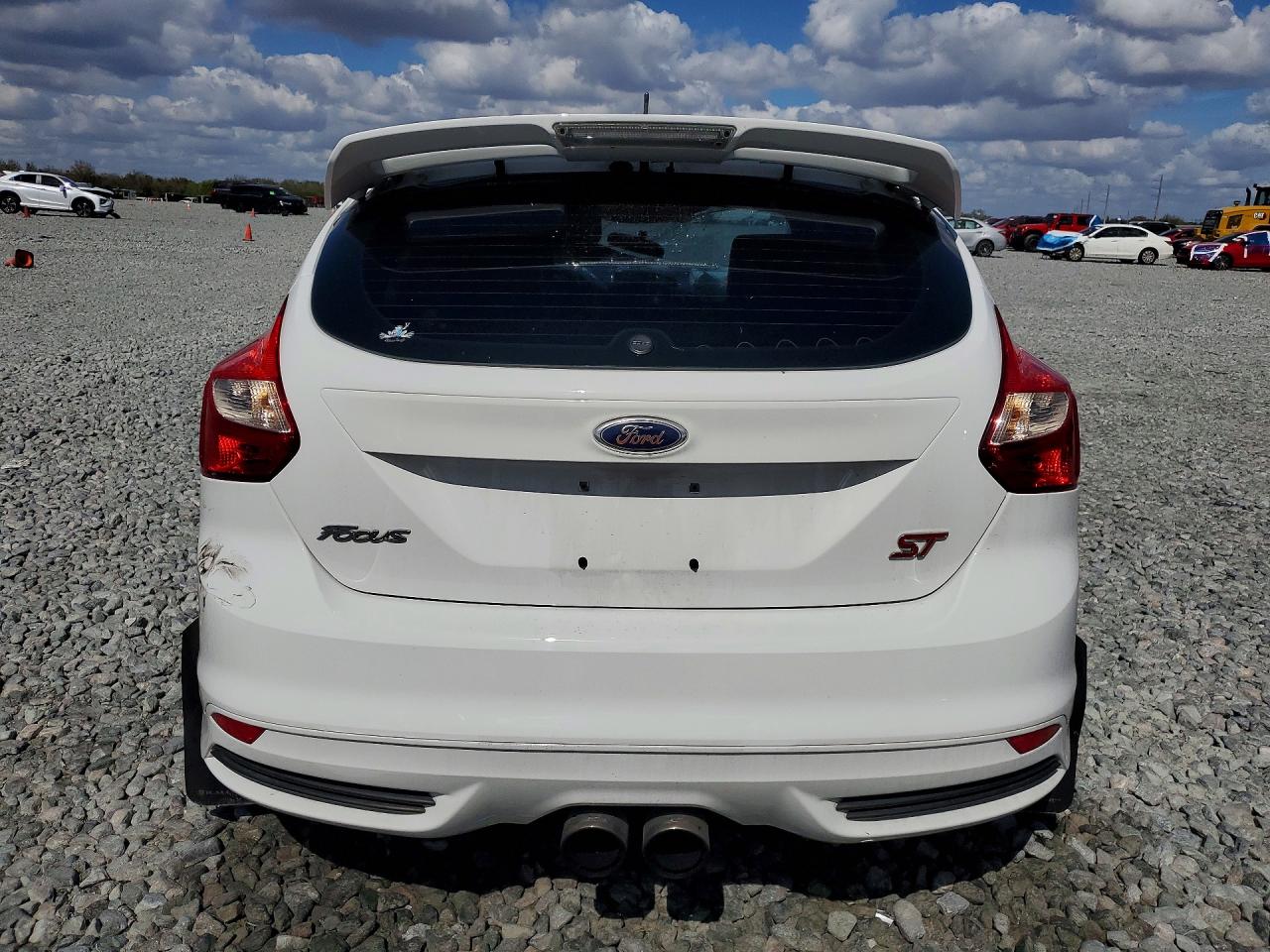 2013 Ford Focus St White vin: 1FADP3L97DL181553