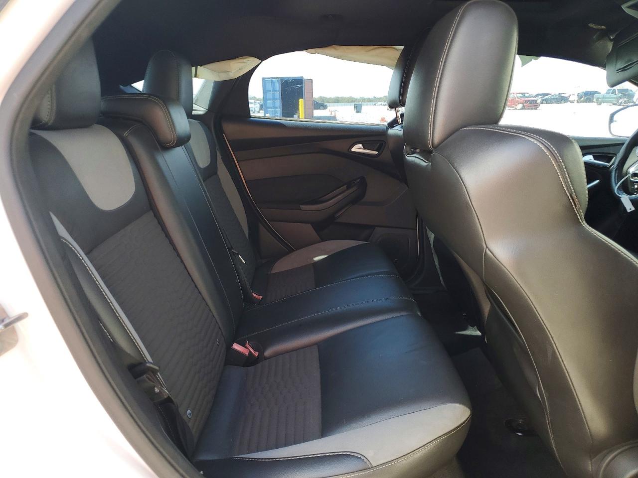 2013 Ford Focus St White vin: 1FADP3L97DL181553