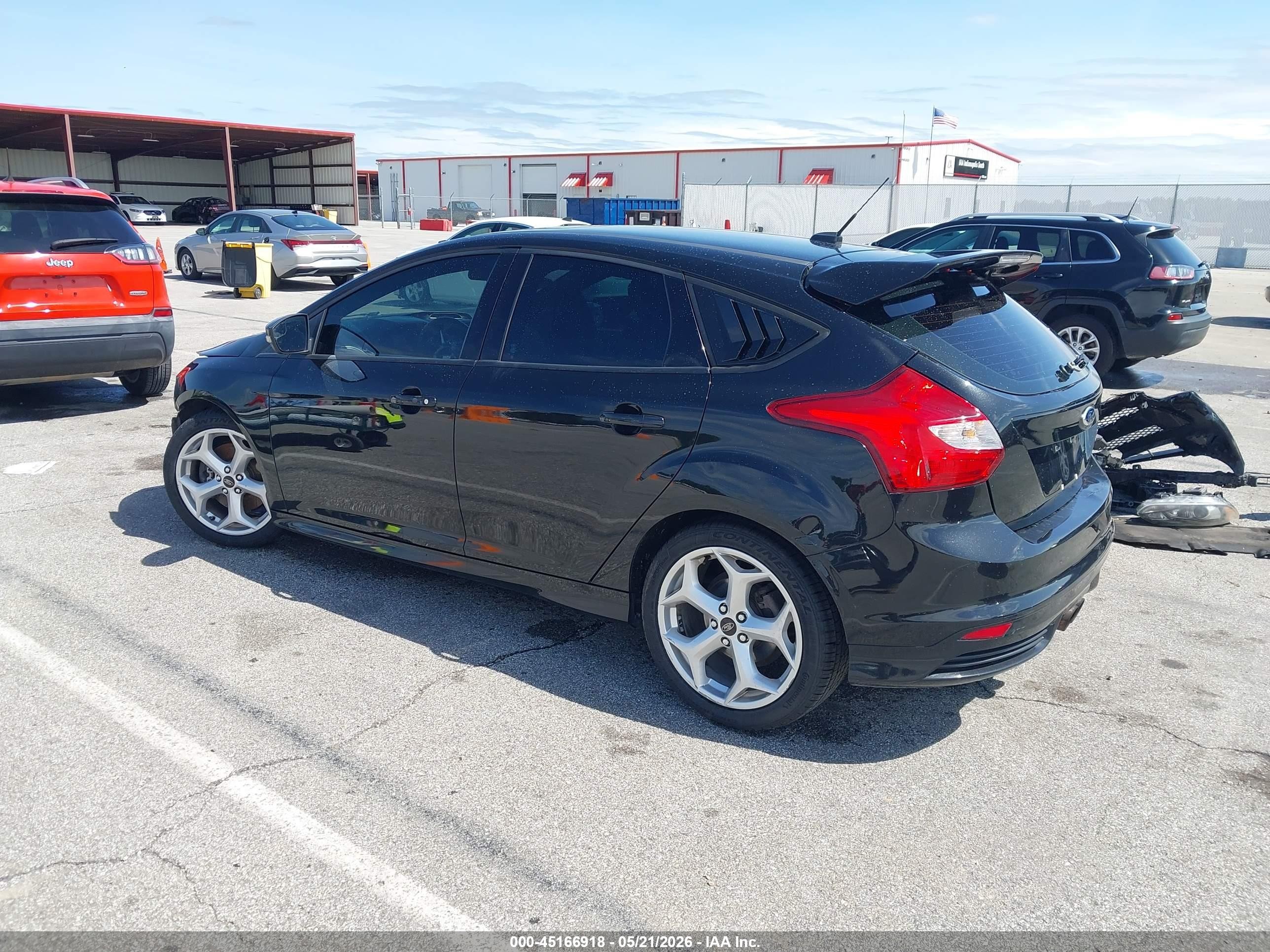 2013 Ford Focus St   Black vin: 1FADP3L97DL185845