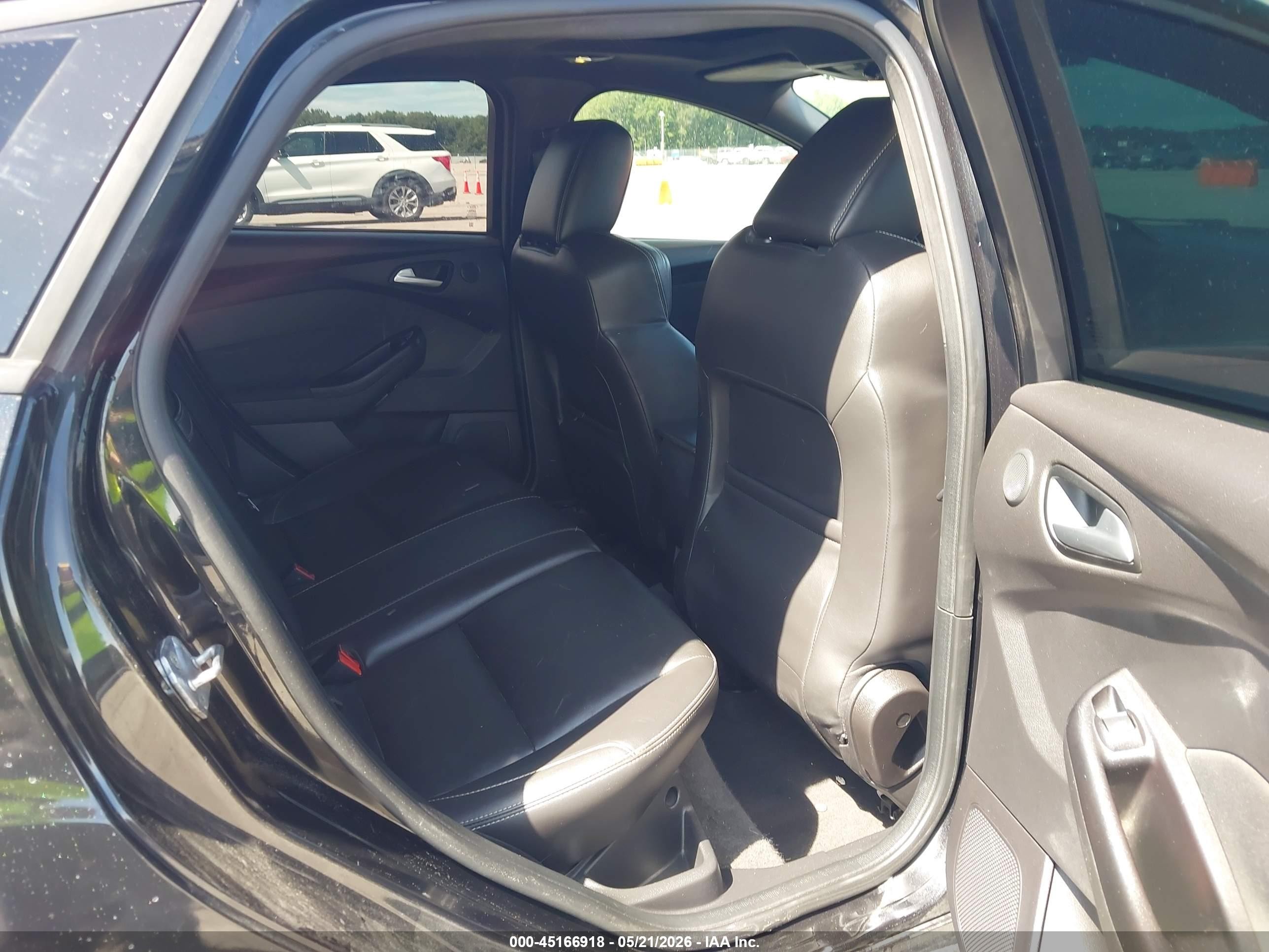 2013 Ford Focus St   Black vin: 1FADP3L97DL185845