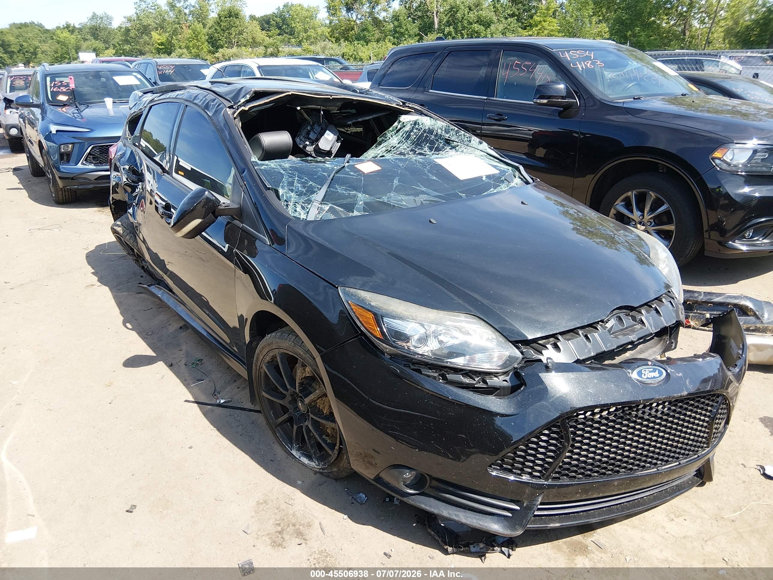 2013 Ford Focus St   Black vin: 1FADP3L97DL239791