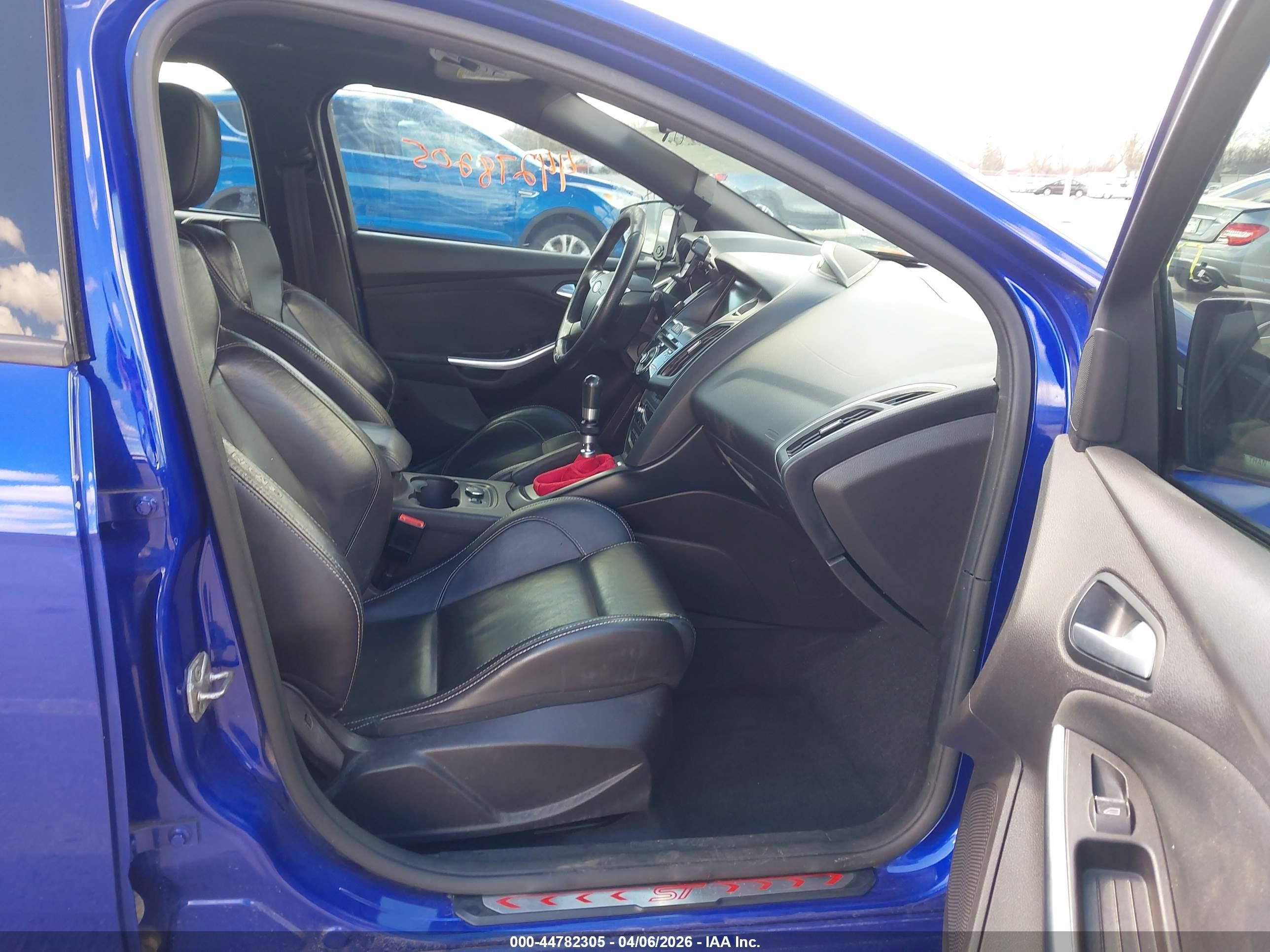 2014 Ford Focus St Blue vin: 1FADP3L97EL251442