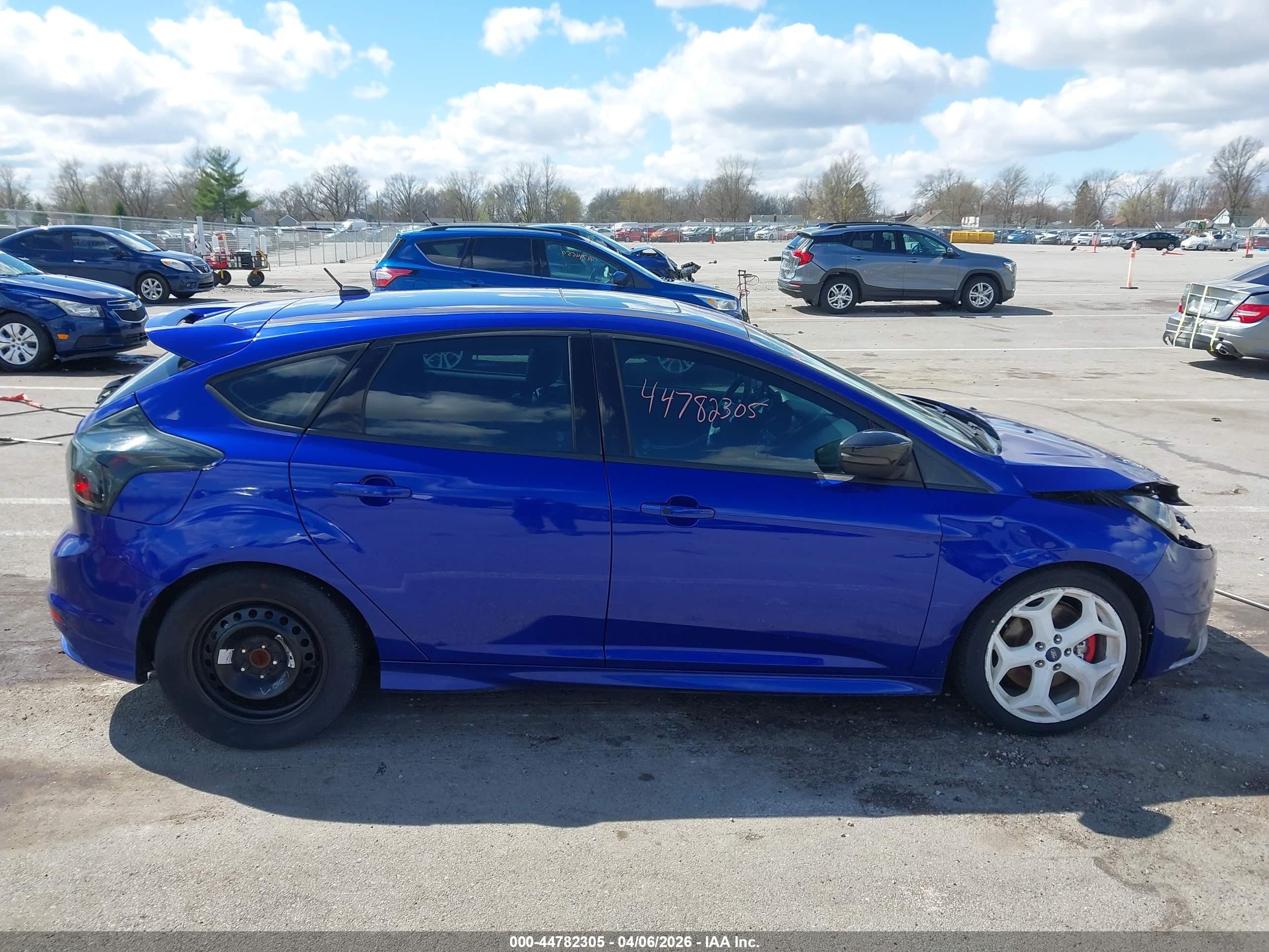 2014 Ford Focus St Blue vin: 1FADP3L97EL251442