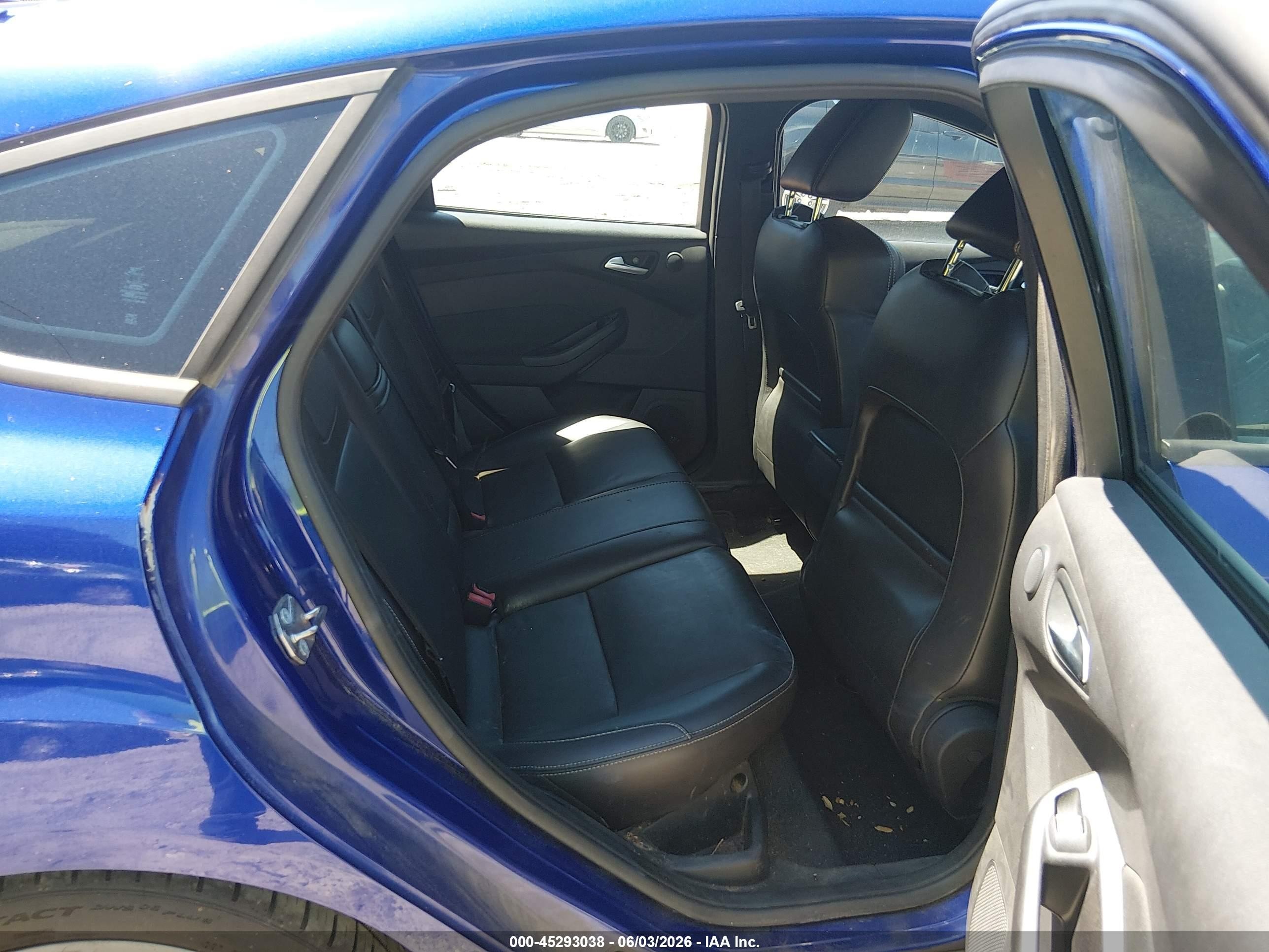 2014 Ford Focus St   Blue vin: 1FADP3L97EL426353