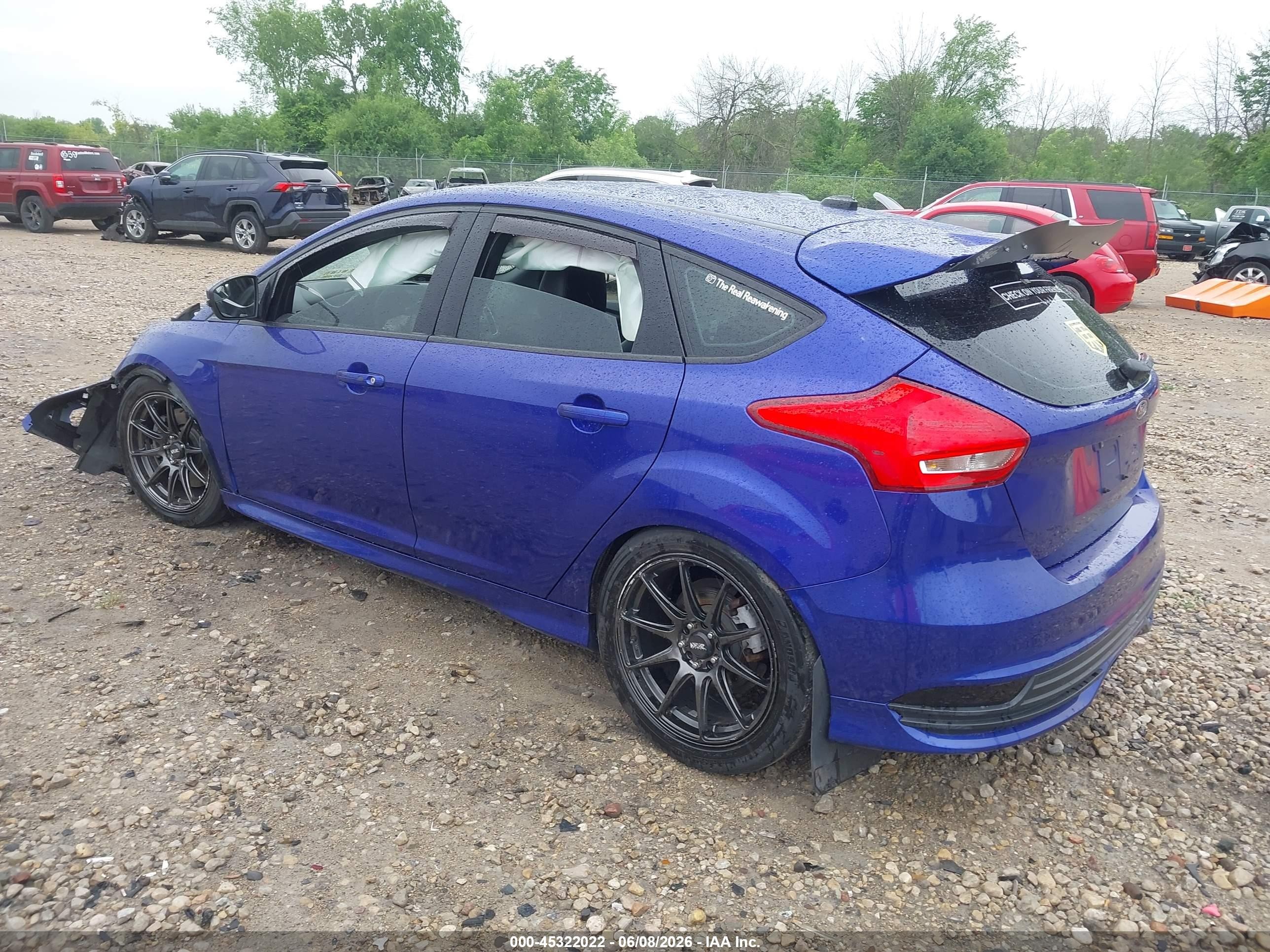 2015 Ford Focus St   Dark Blue vin: 1FADP3L97FL366849