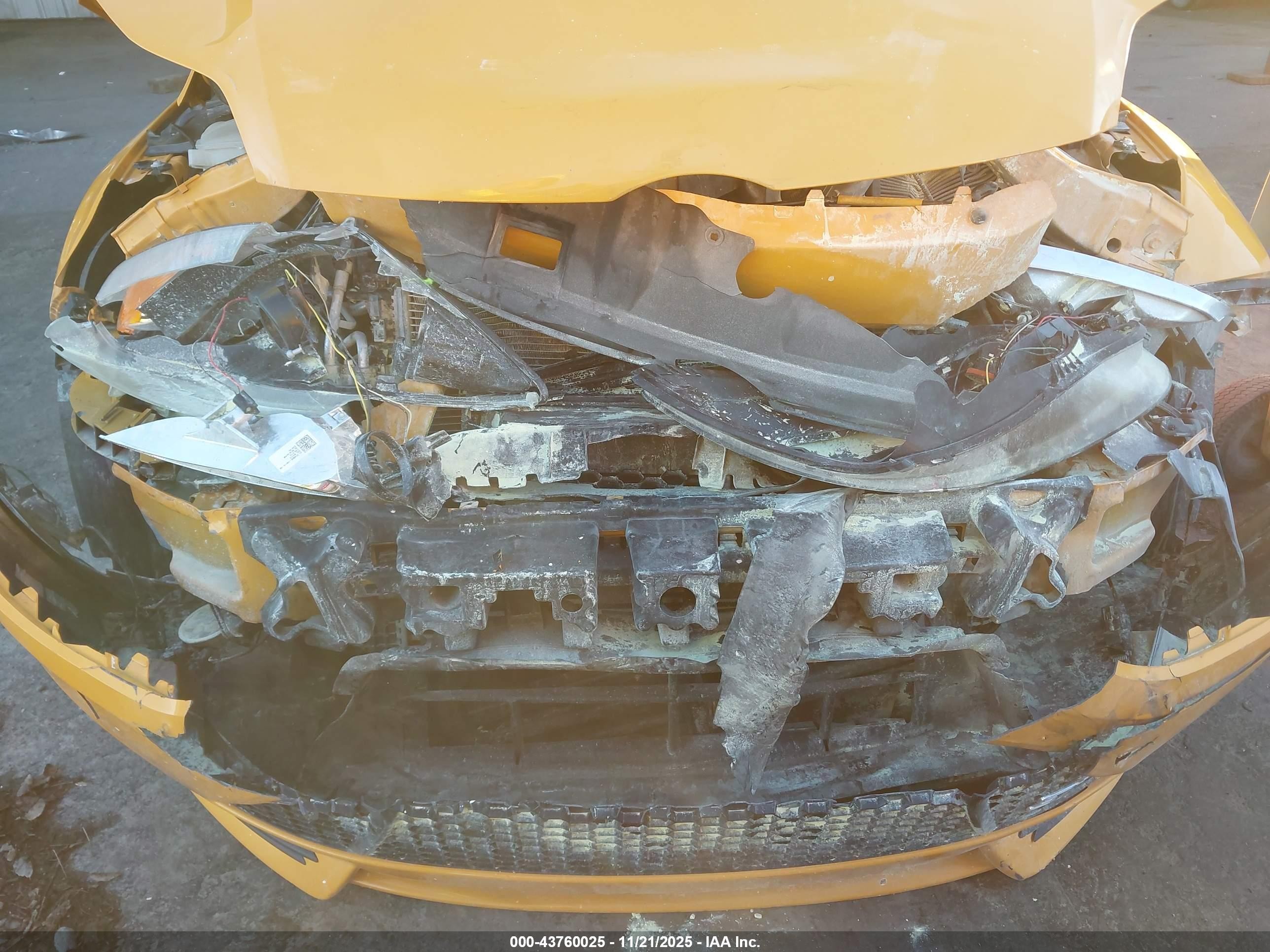 2013 Ford Focus St   Yellow vin: 1FADP3L98DL164325