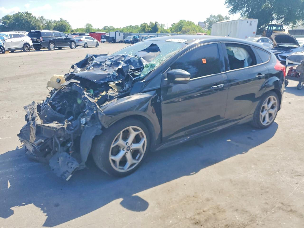 2013 Ford Focus St Черный vin: 1FADP3L98DL282813