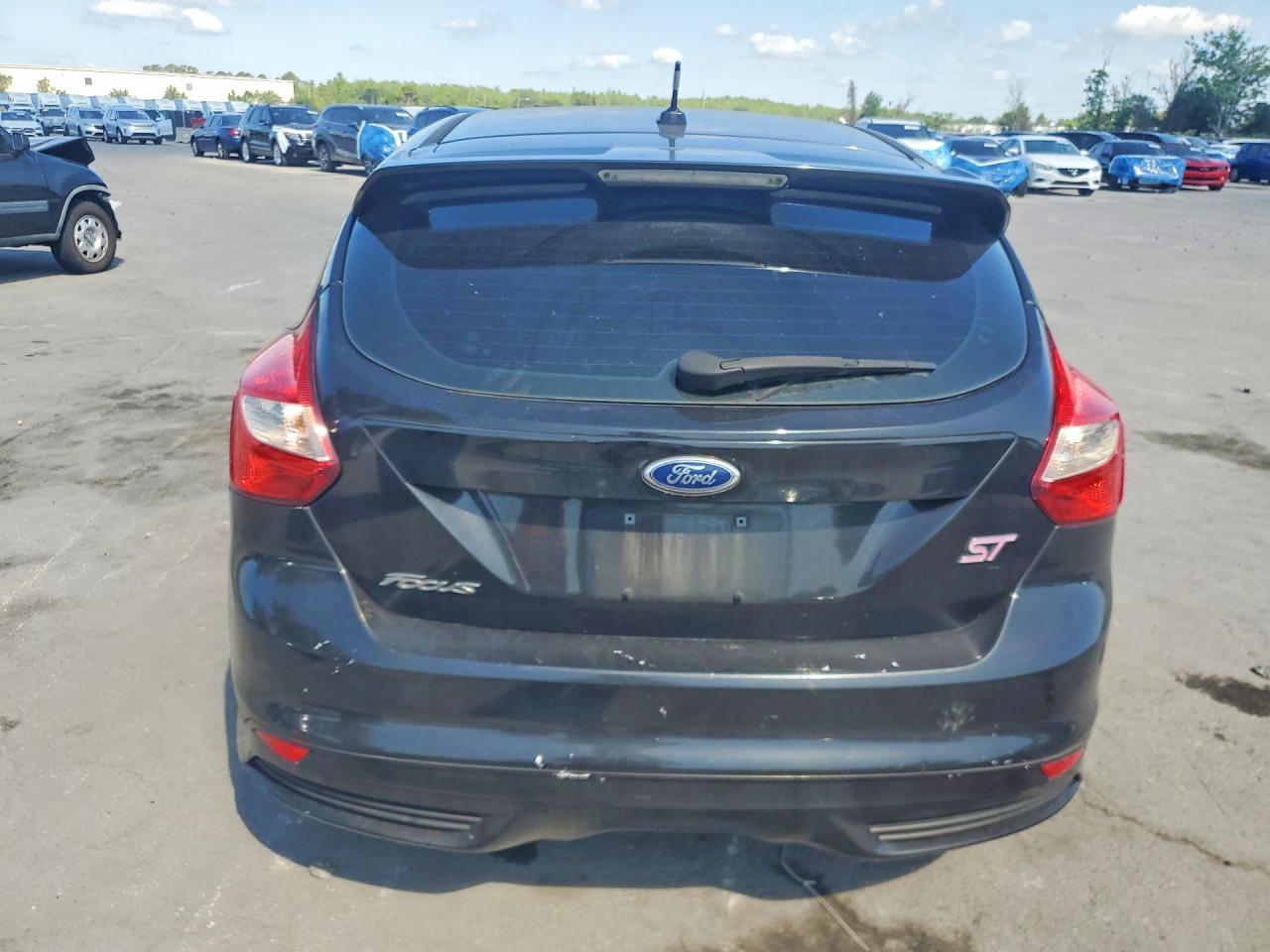 2013 Ford Focus St Черный vin: 1FADP3L98DL282813