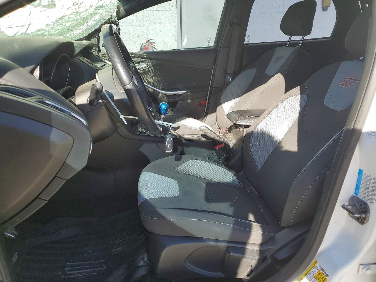 2015 Ford Focus St White vin: 1FADP3L98FL369291