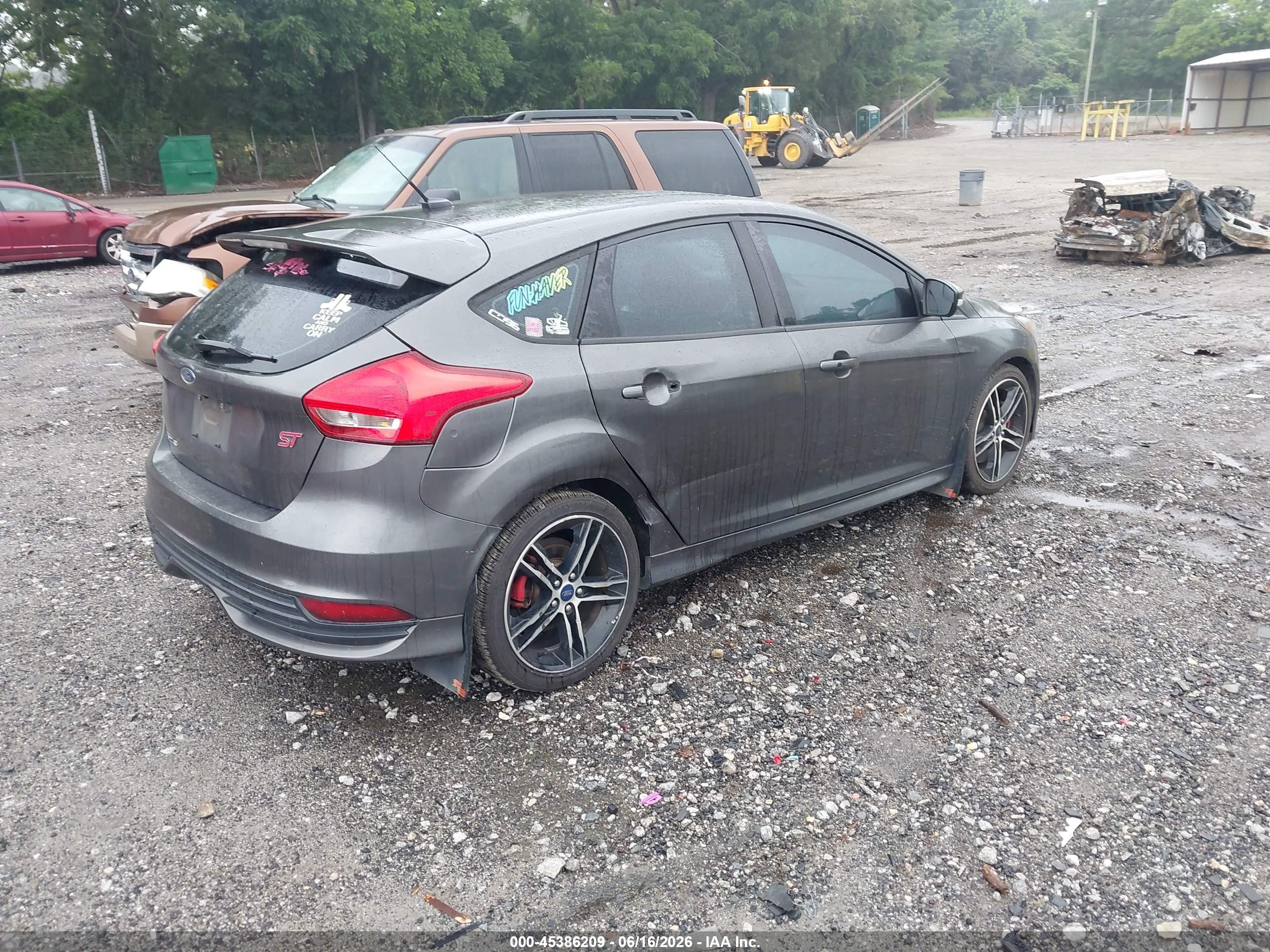 2015 Ford Focus St   Серый vin: 1FADP3L98FL381490