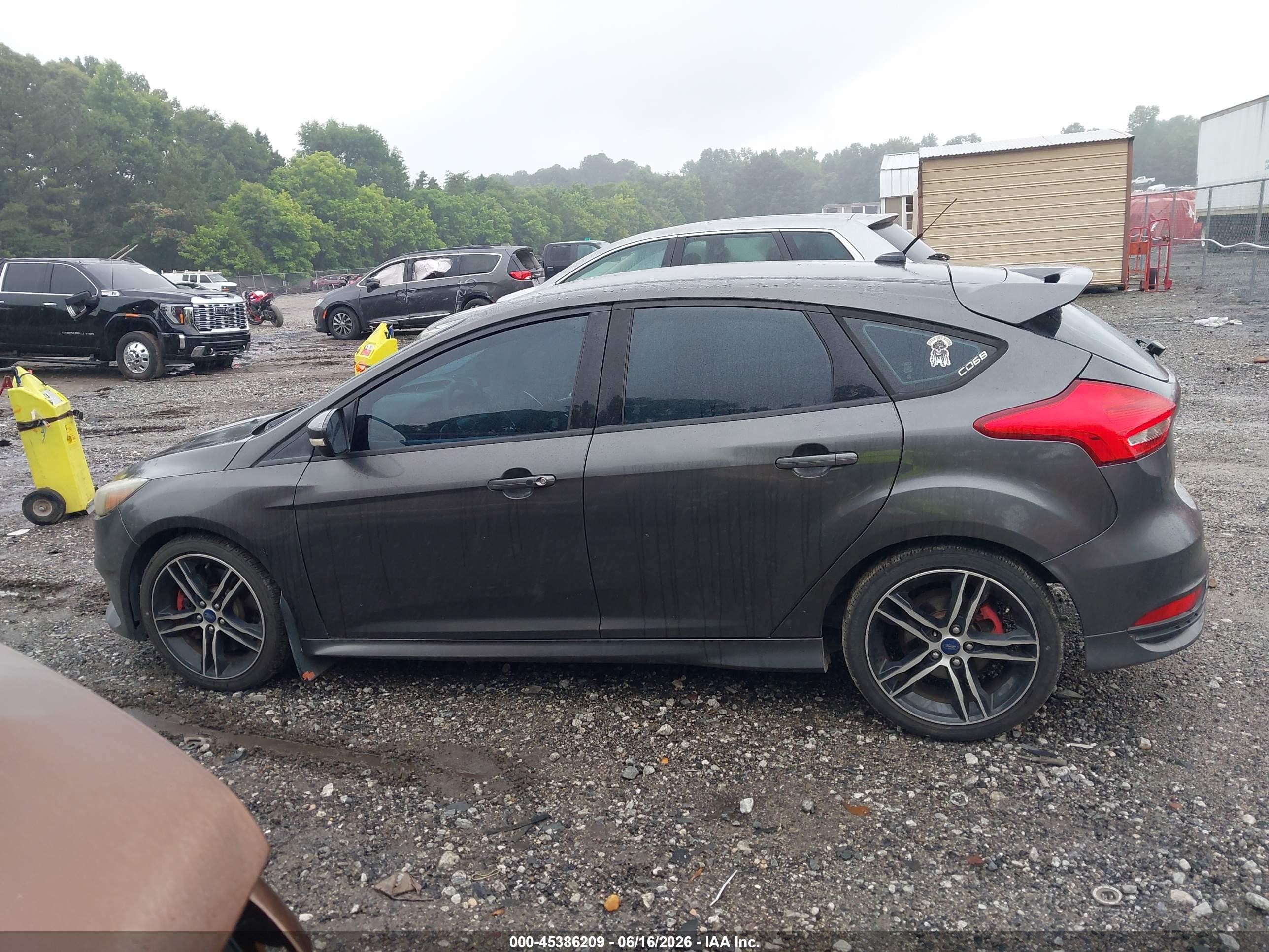 2015 Ford Focus St   Серый vin: 1FADP3L98FL381490