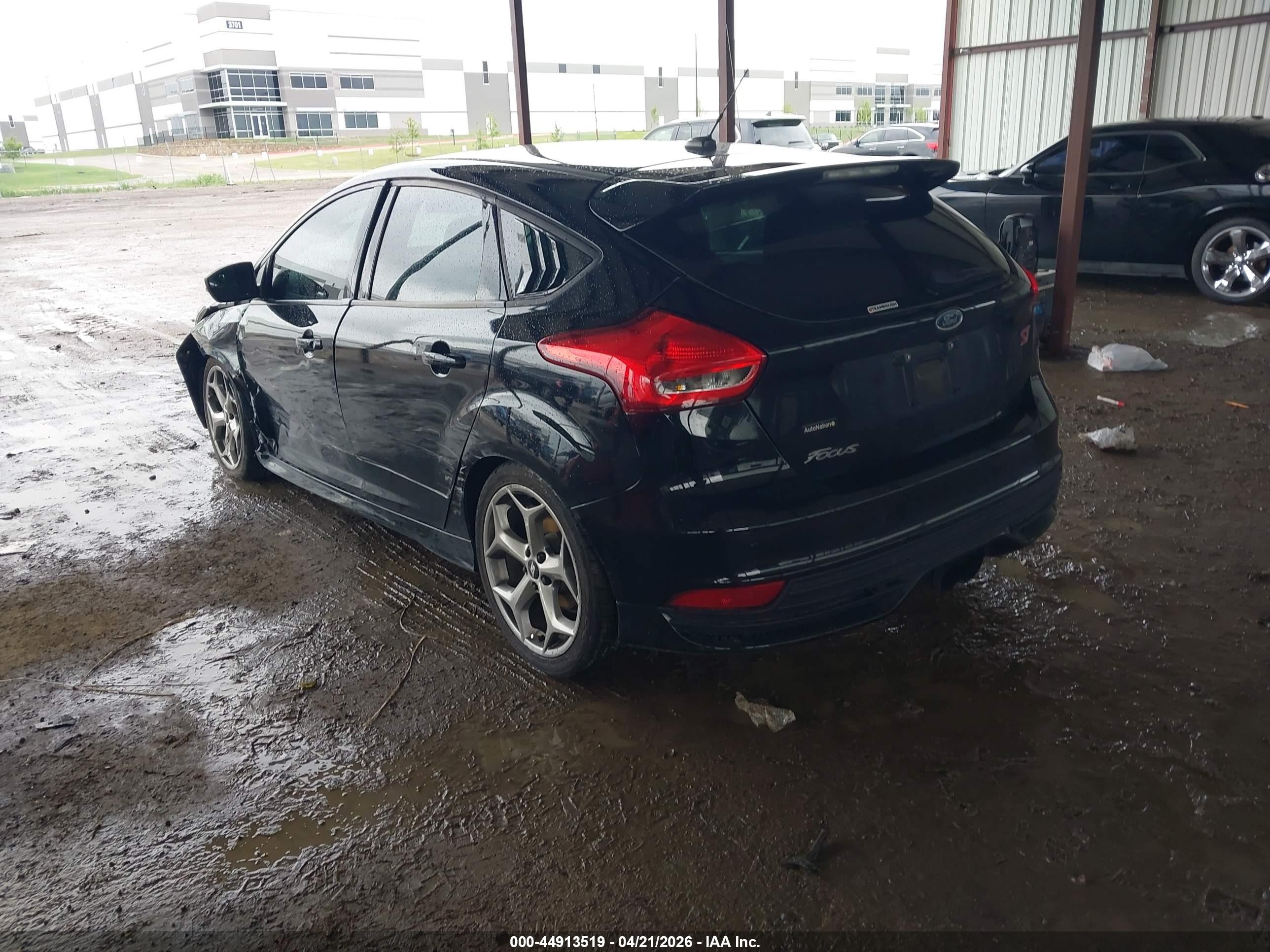 2016 Ford Focus St   Black vin: 1FADP3L98GL351083