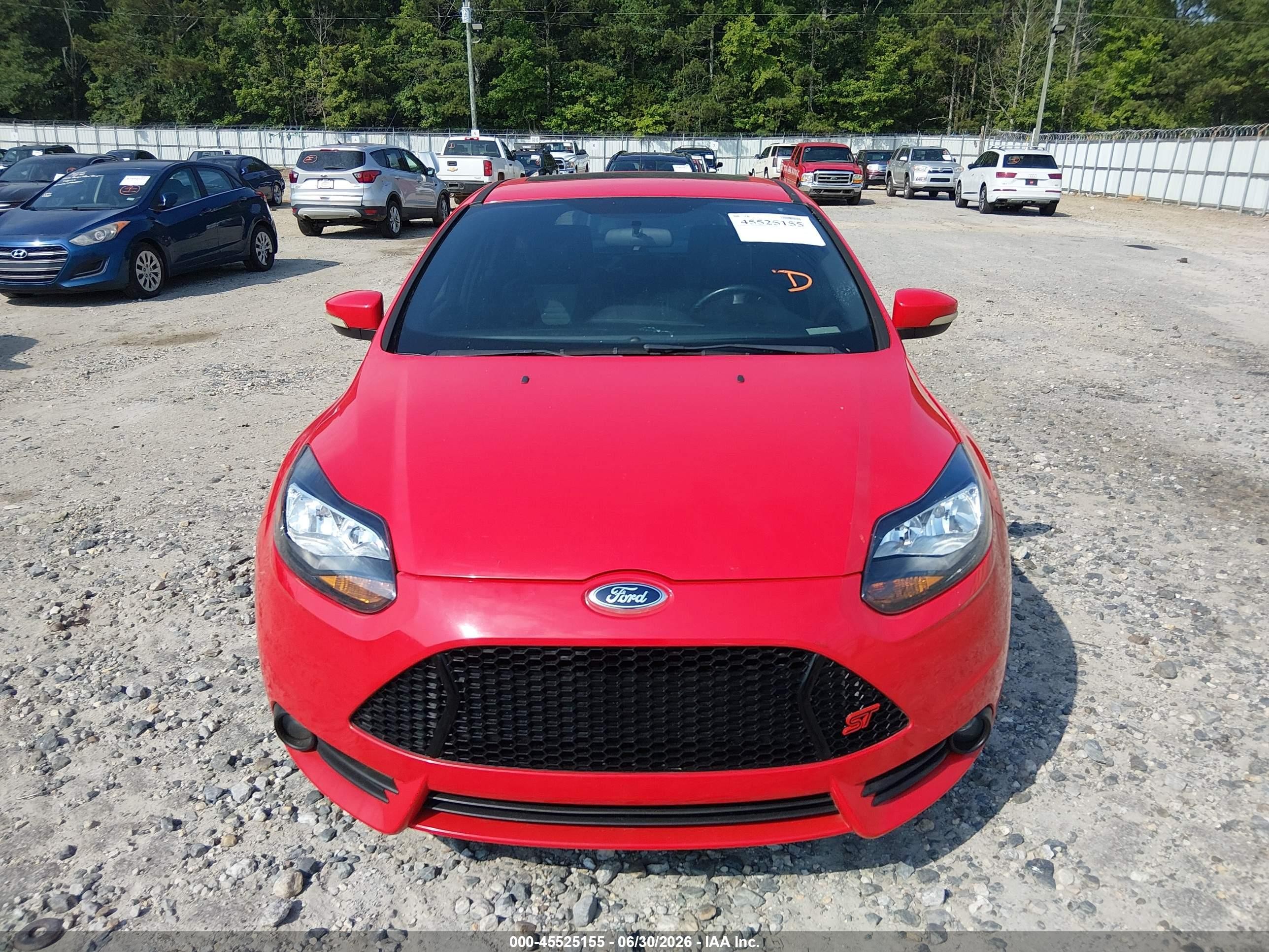 2013 Ford Focus St   Red vin: 1FADP3L99DL216674