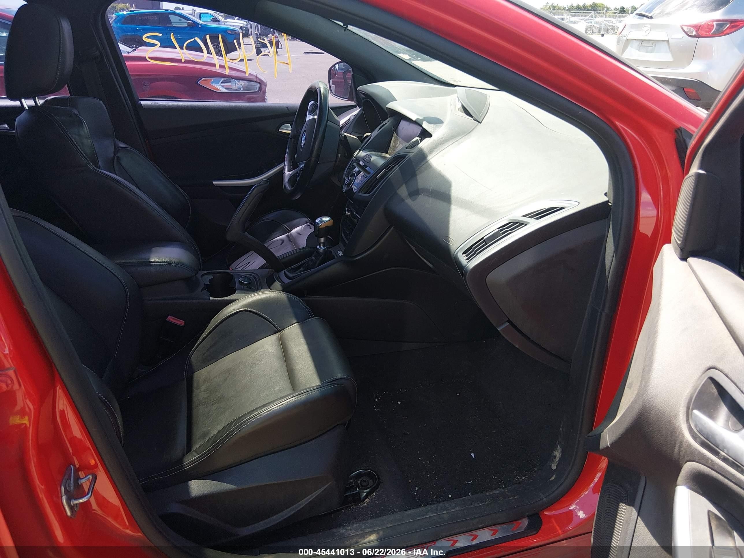 2013 Ford Focus St   Red vin: 1FADP3L99DL231837