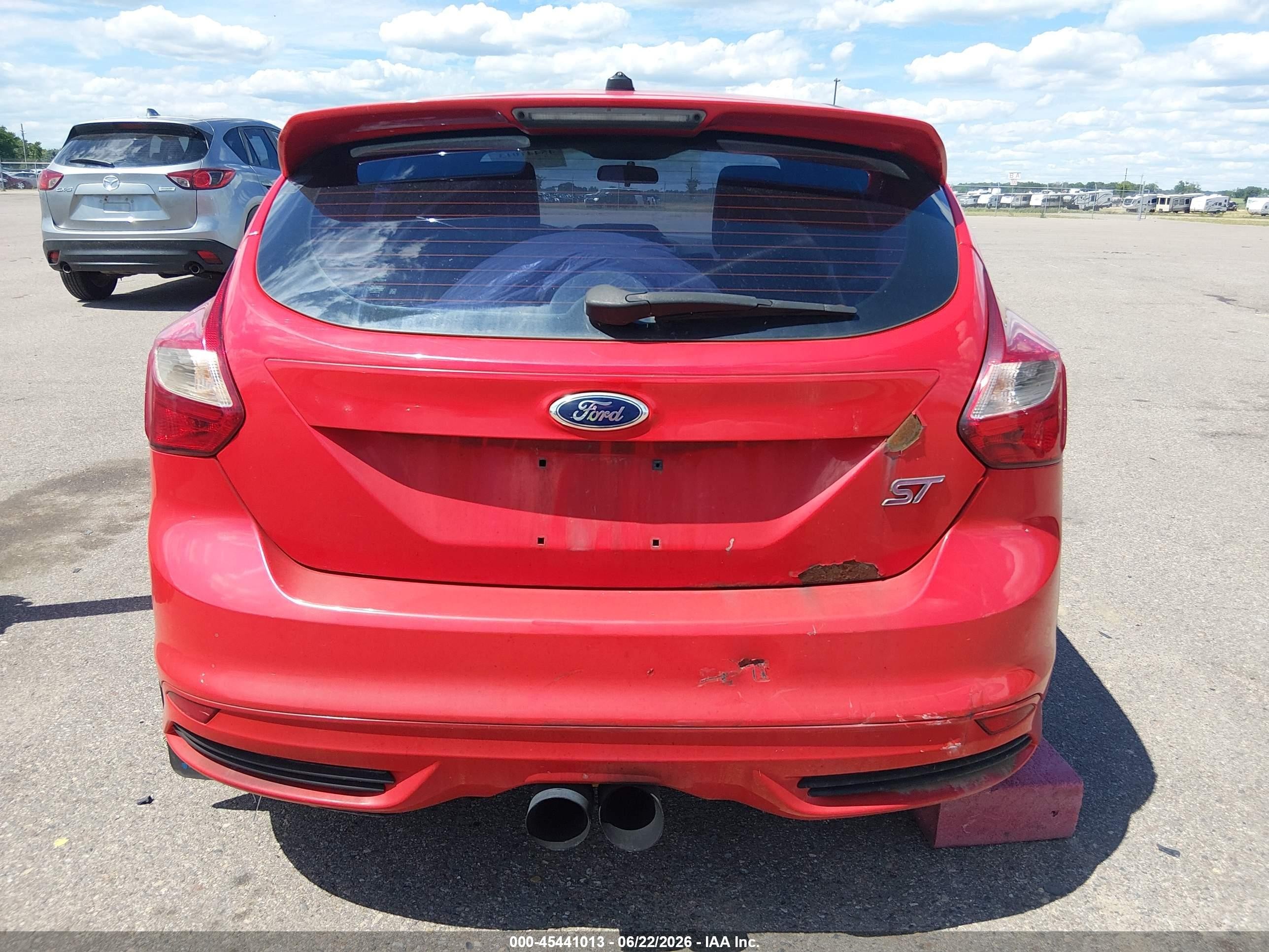 2013 Ford Focus St   Red vin: 1FADP3L99DL231837