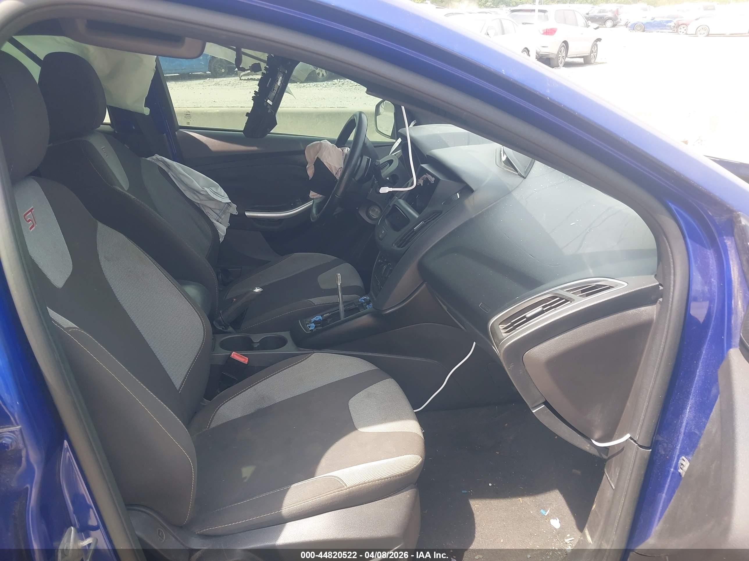 2013 Ford Focus St   Blue vin: 1FADP3L99DL294159