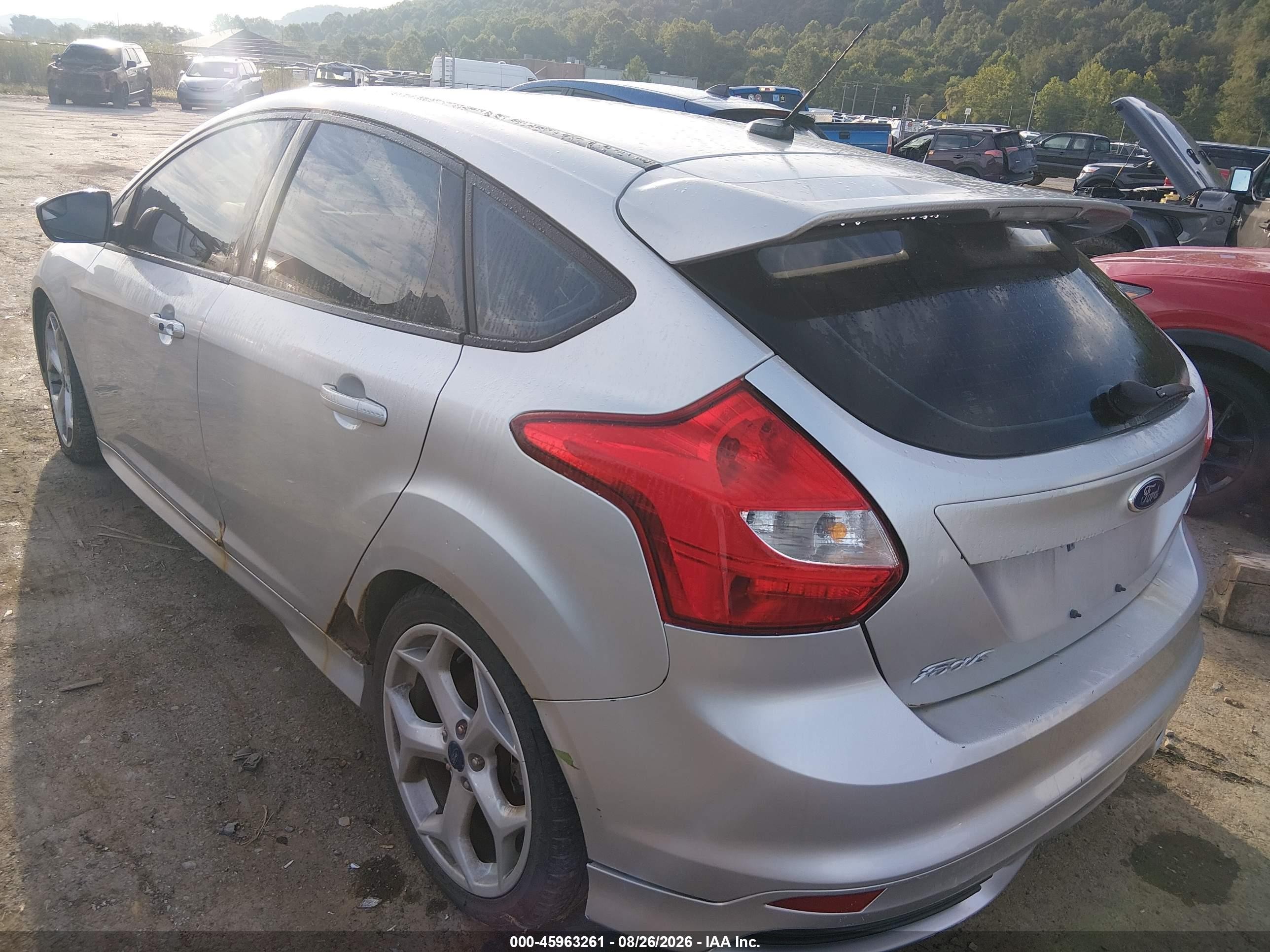 2013 Ford Focus St   Silver vin: 1FADP3L99DL348950