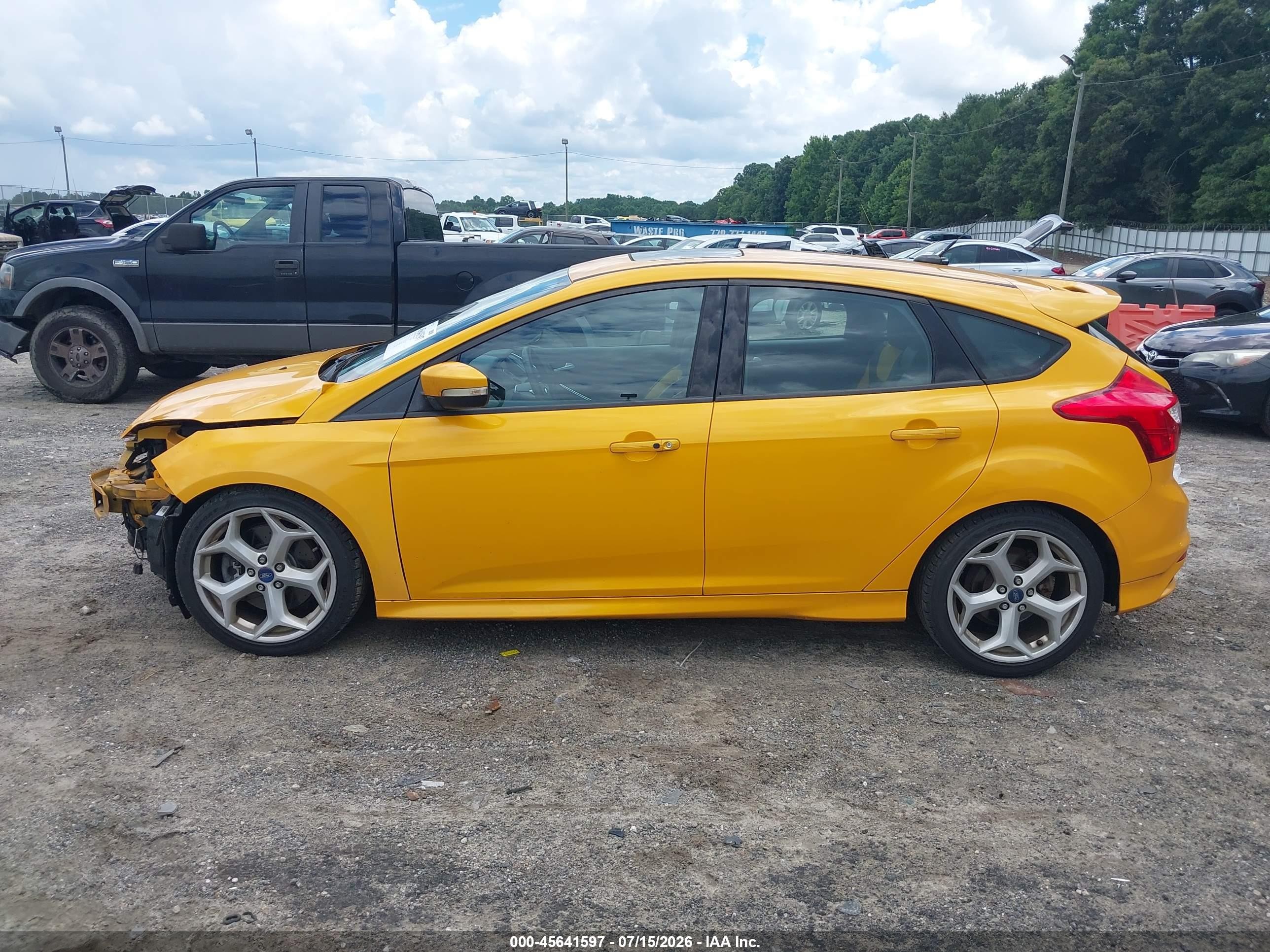 2013 Ford Focus St Yellow vin: 1FADP3L99DL364338