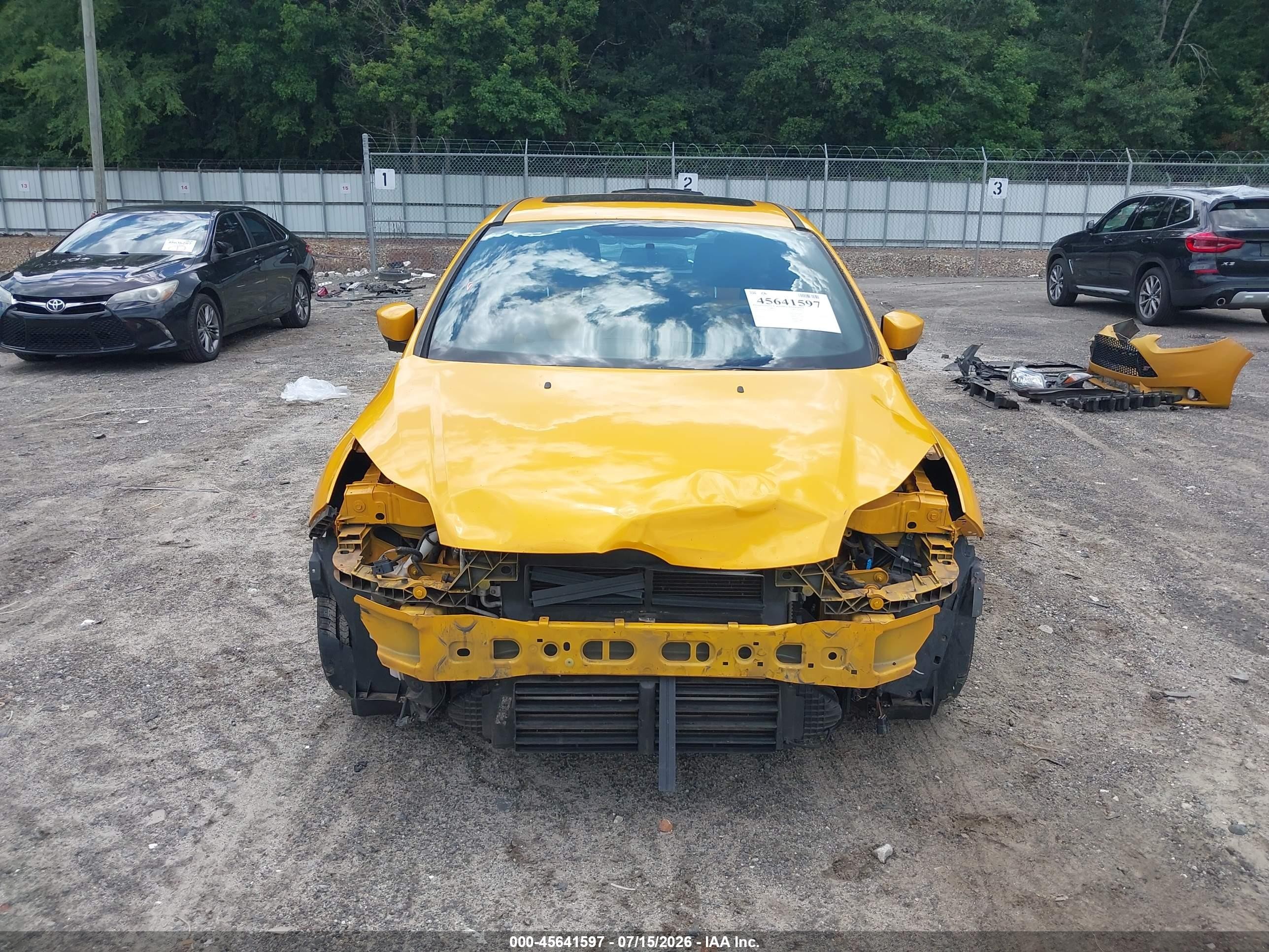 2013 Ford Focus St Yellow vin: 1FADP3L99DL364338