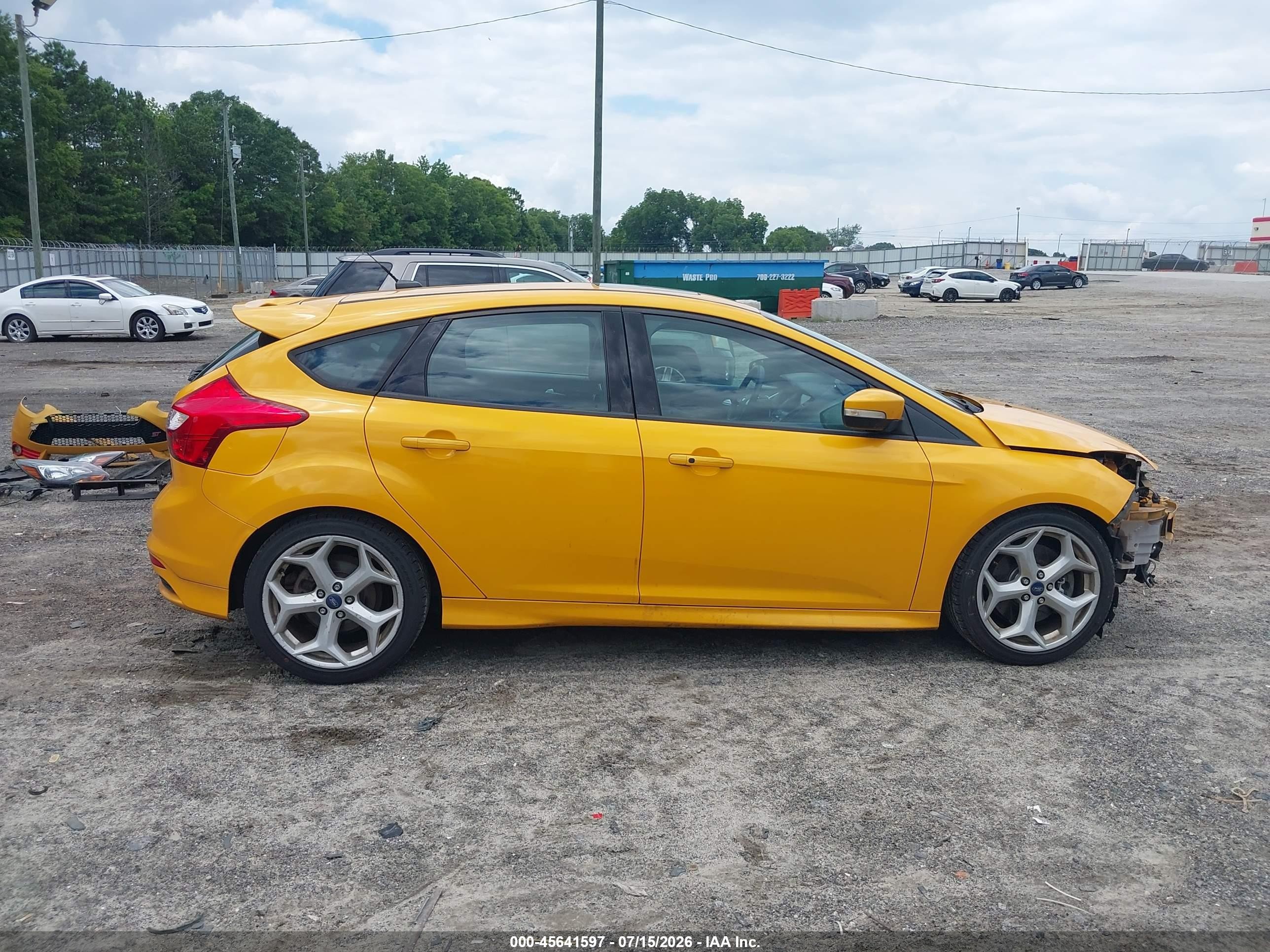 2013 Ford Focus St Yellow vin: 1FADP3L99DL364338