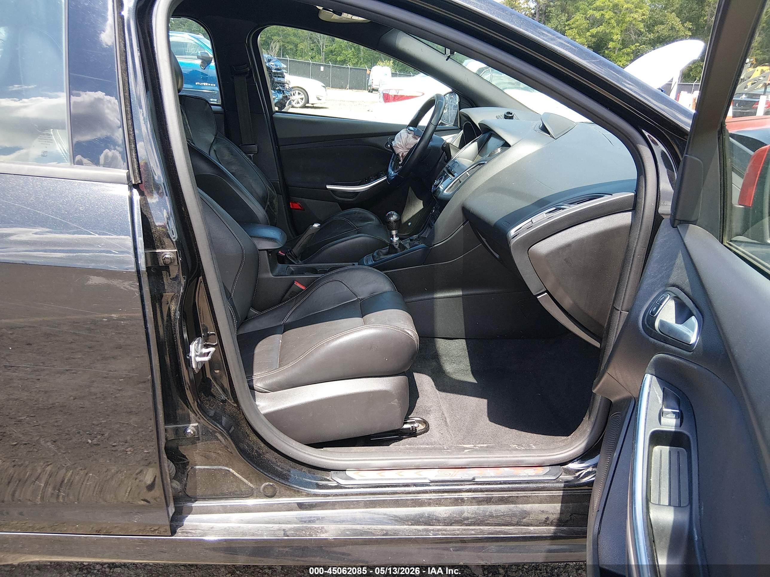 2015 Ford Focus St   Black vin: 1FADP3L99FL291488