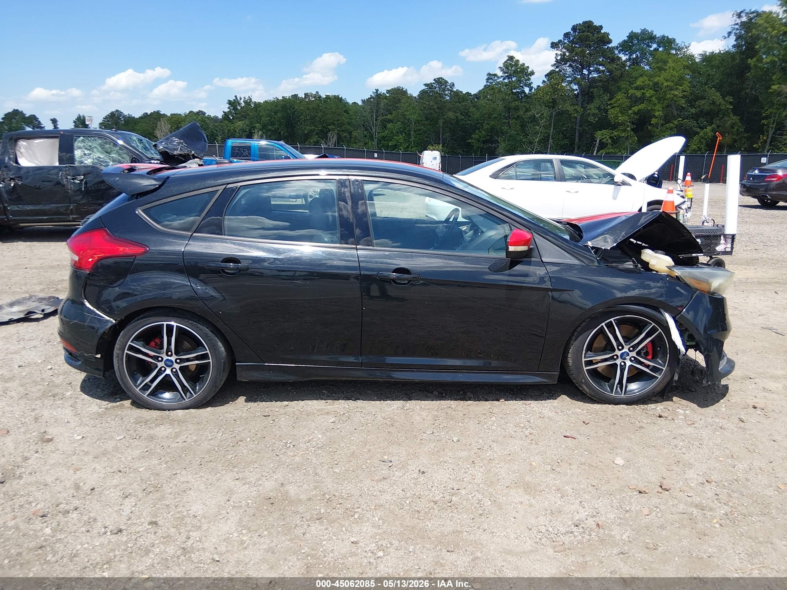 2015 Ford Focus St   Black vin: 1FADP3L99FL291488