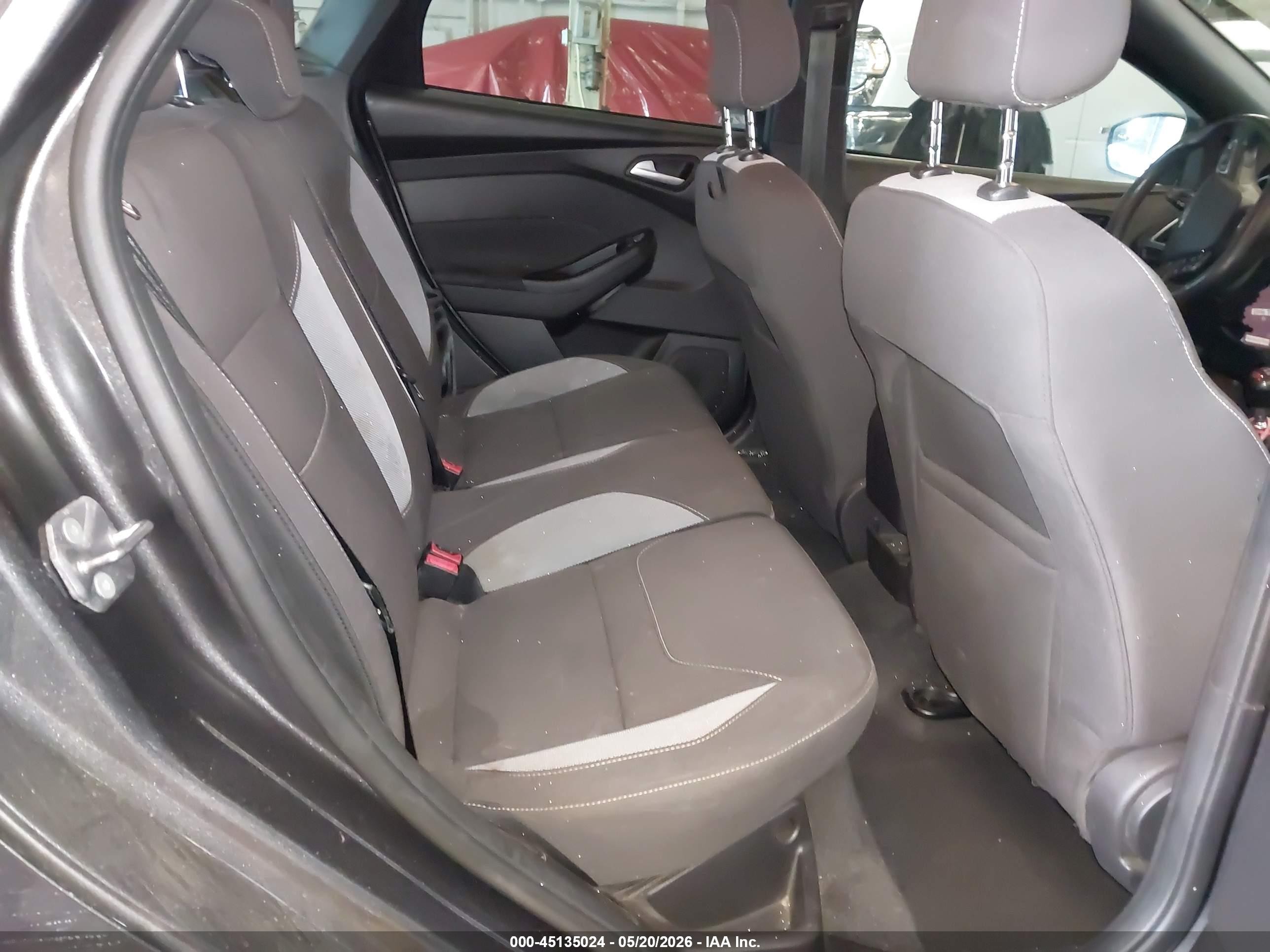 2015 Ford Focus St   Gray vin: 1FADP3L99FL324912