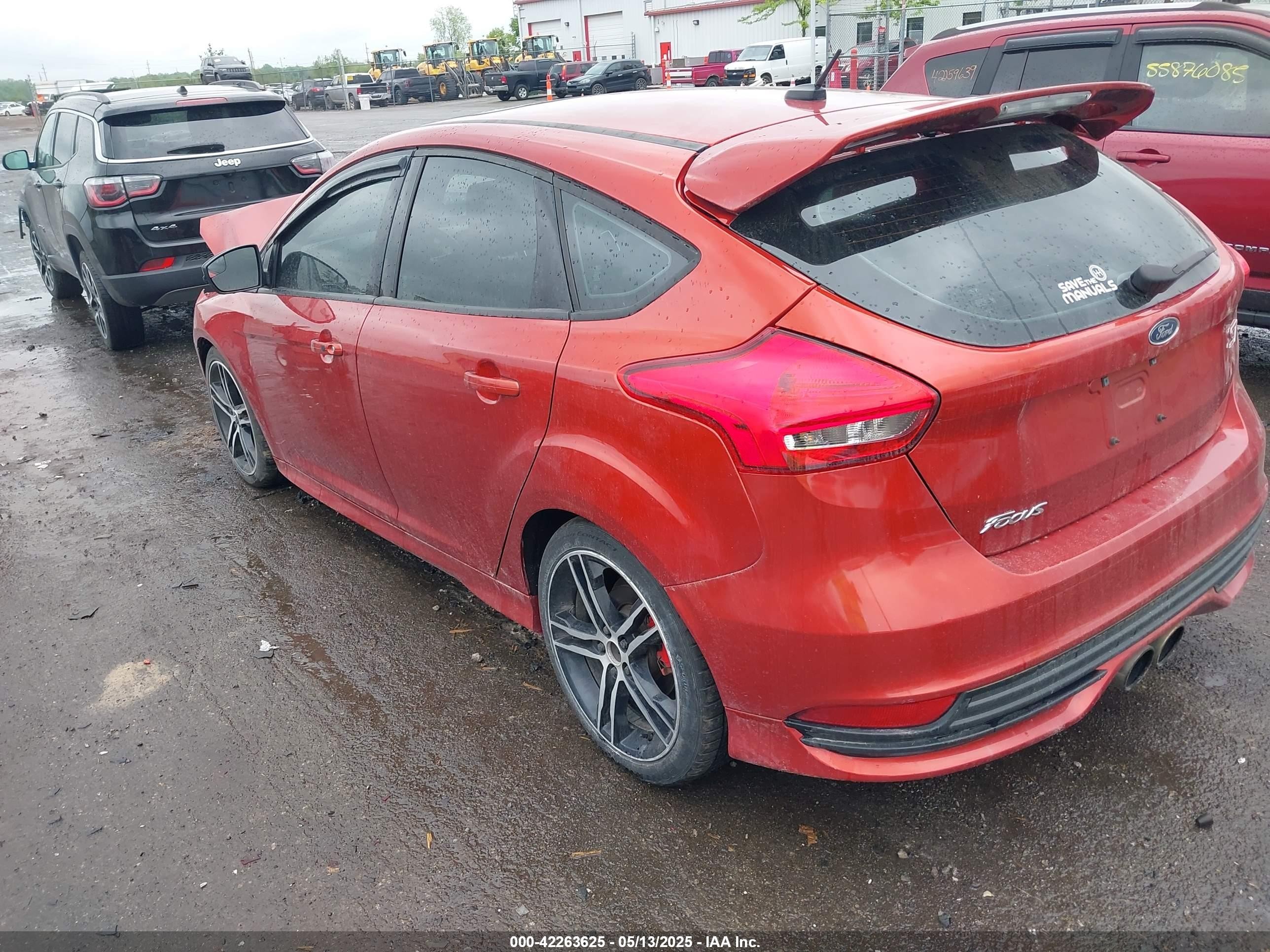 2018 Ford Focus St   Red vin: 1FADP3L99JL289586
