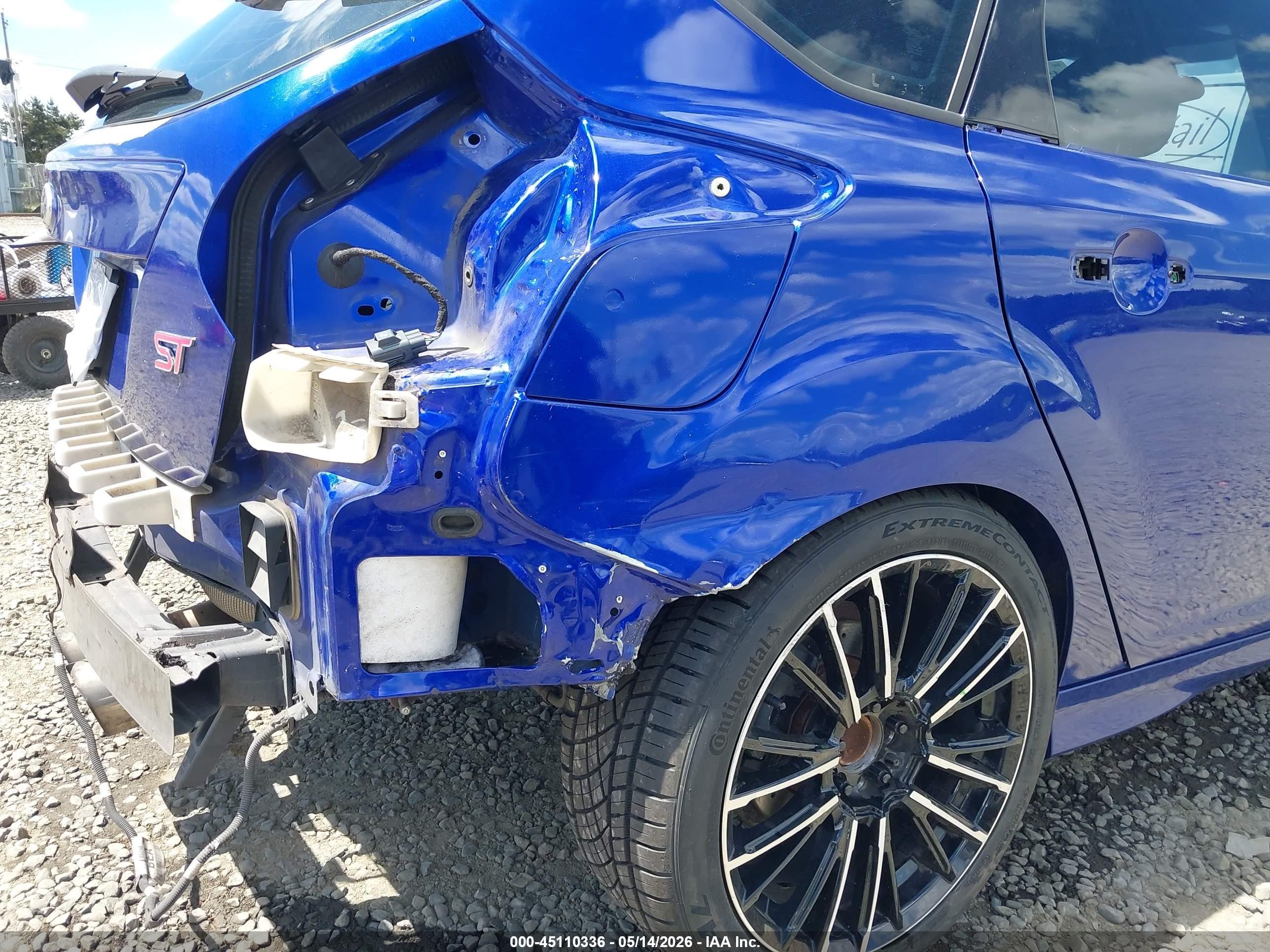 2013 Ford Focus St   Blue vin: 1FADP3L9XDL185645