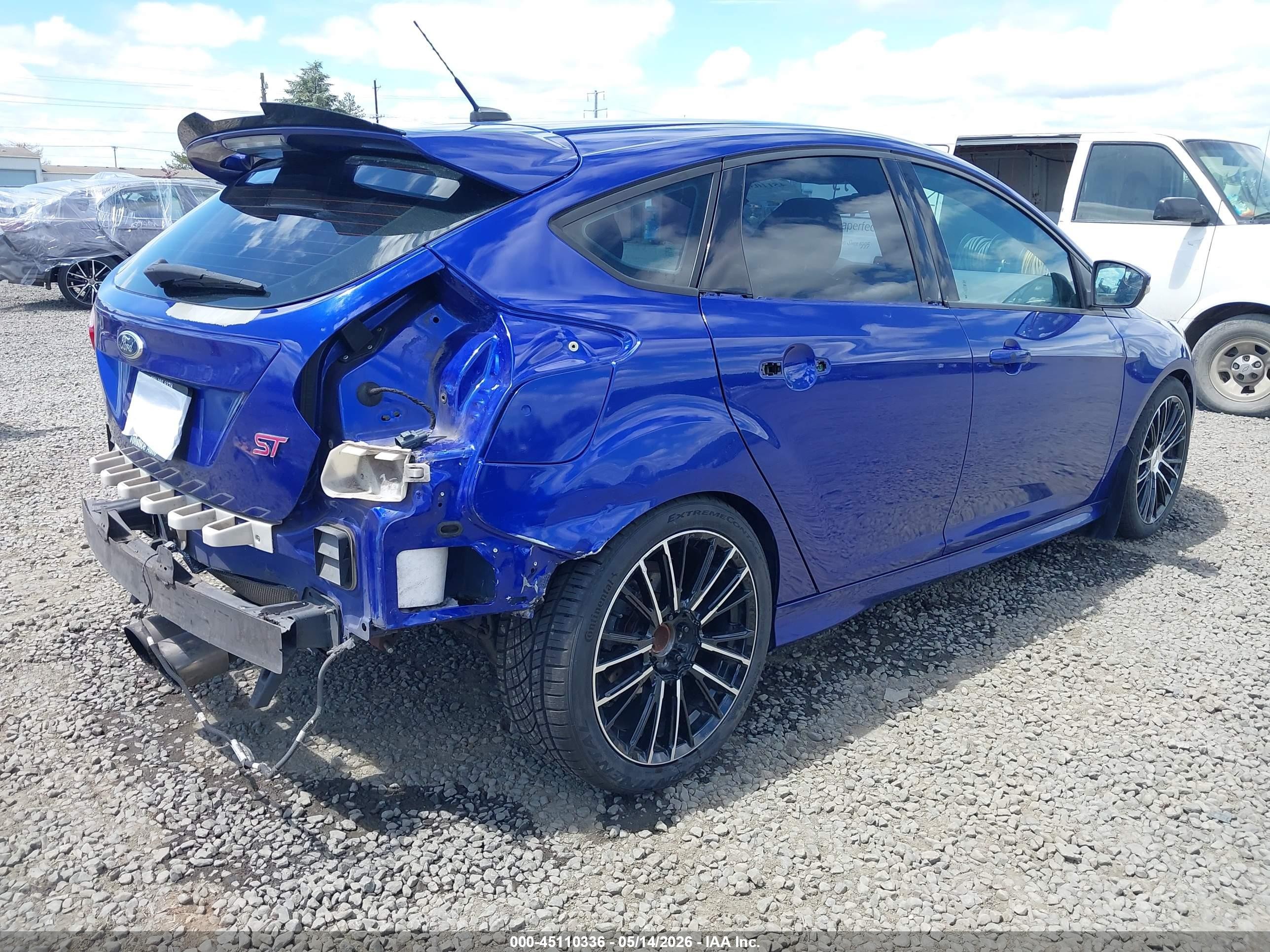 2013 Ford Focus St   Blue vin: 1FADP3L9XDL185645