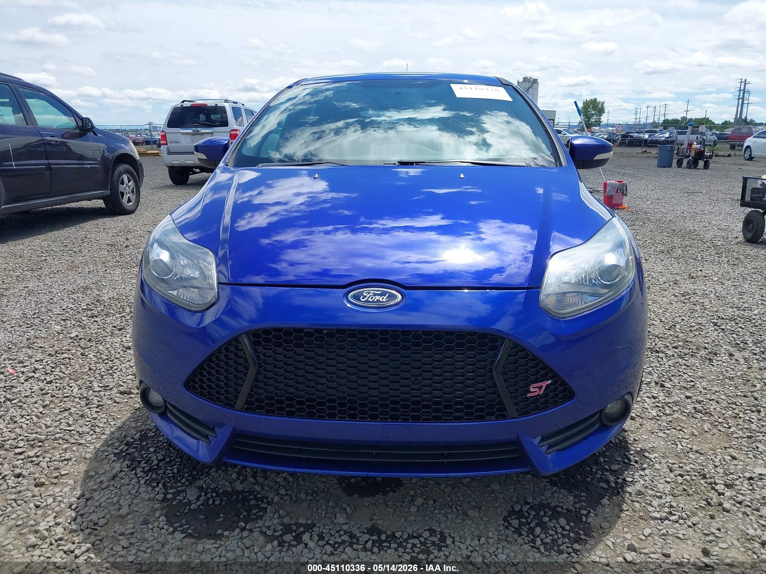 2013 Ford Focus St   Blue vin: 1FADP3L9XDL185645
