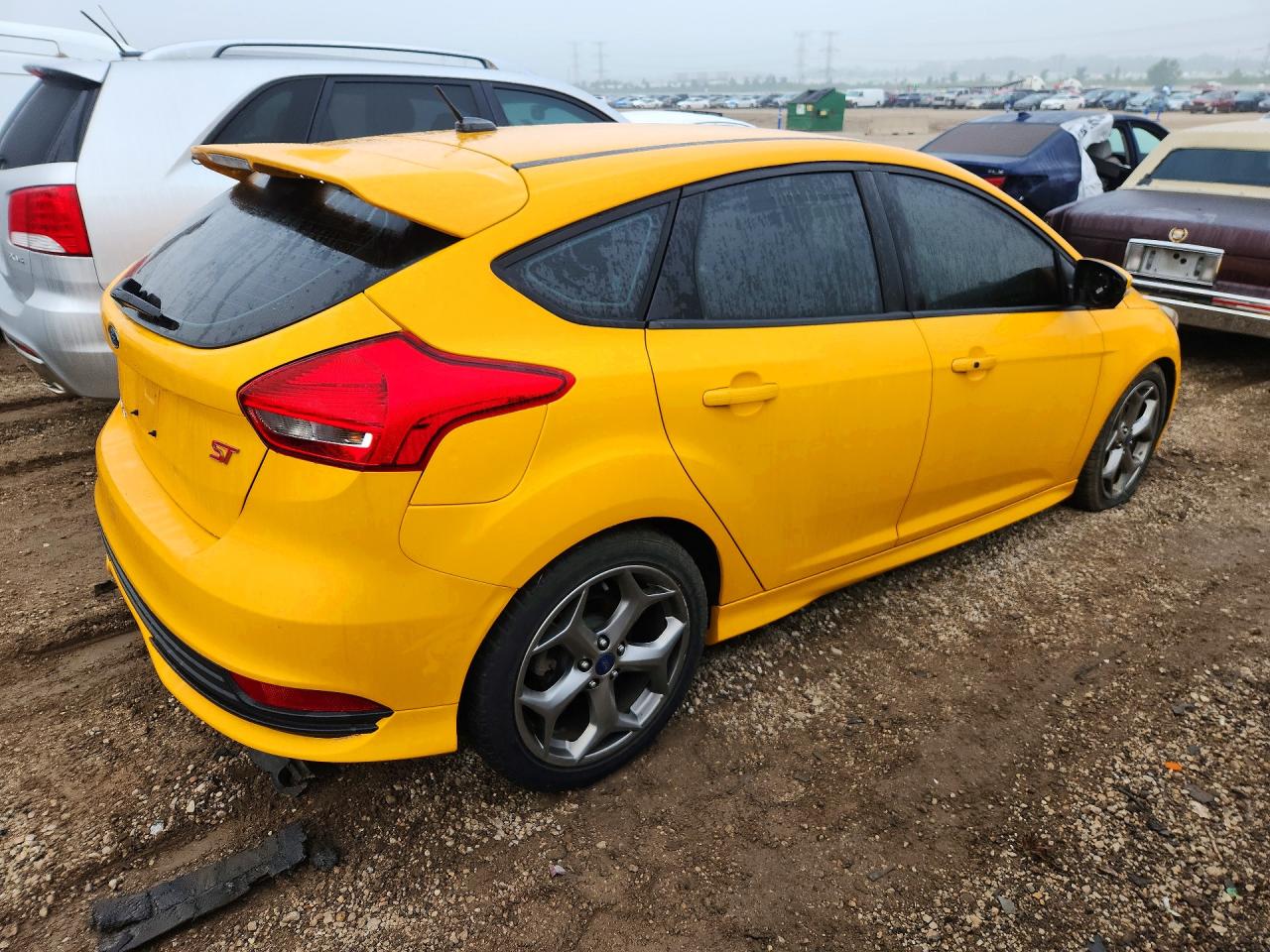 2015 Ford Focus St Yellow vin: 1FADP3L9XFL324515
